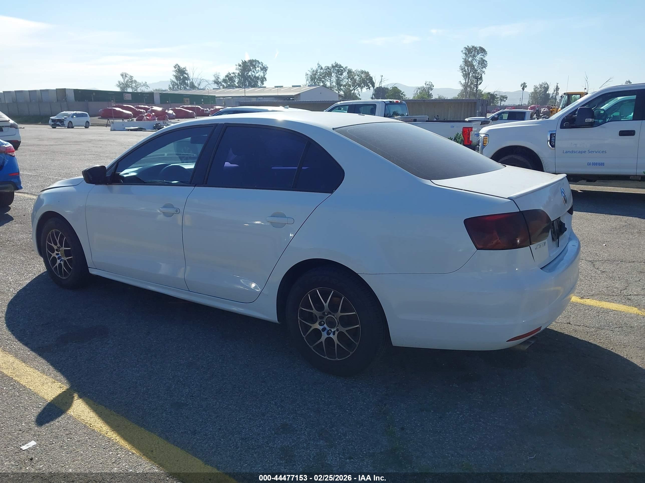 VOLKSWAGEN JETTA image 3