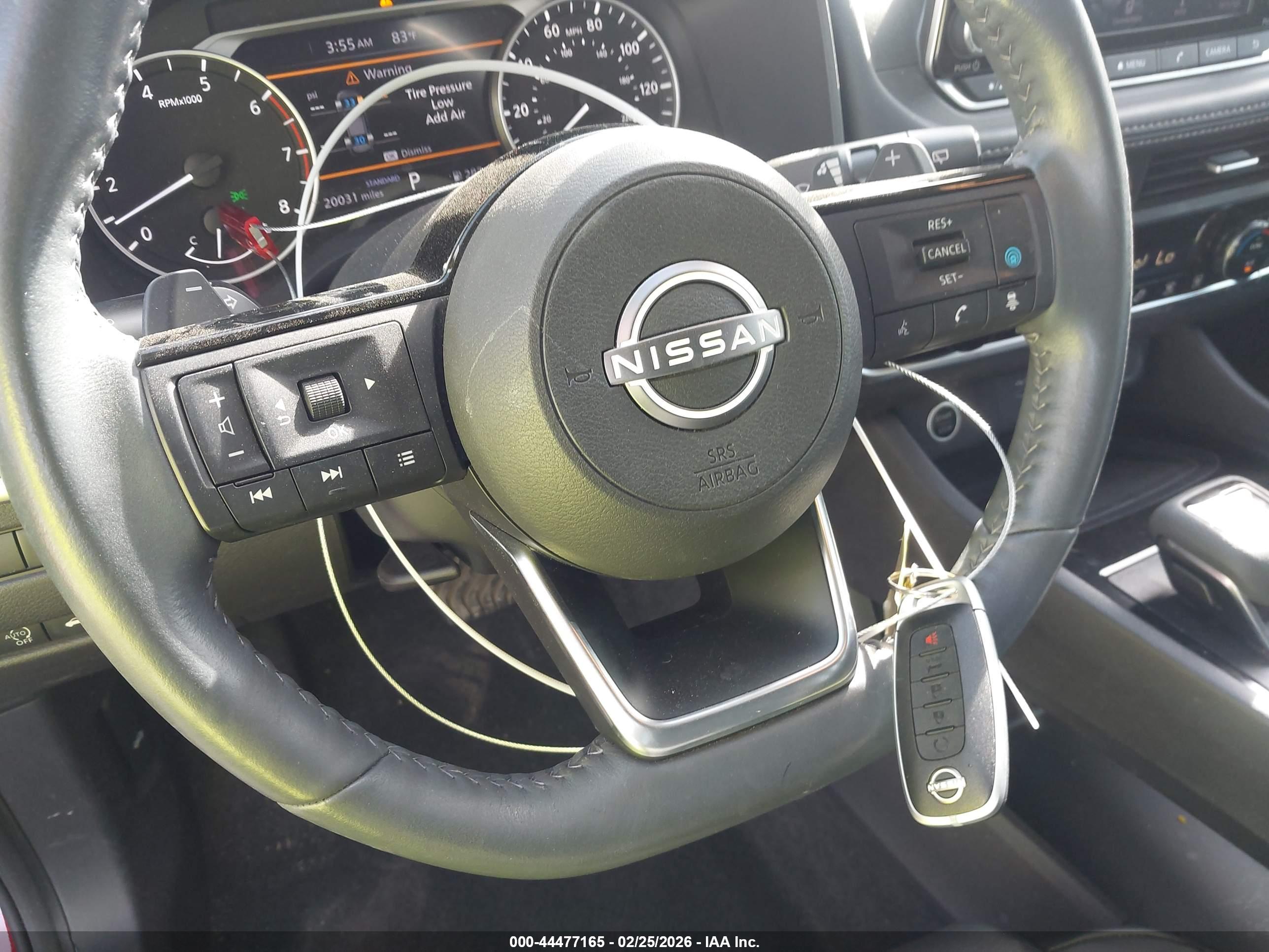 NISSAN ROGUE image 11