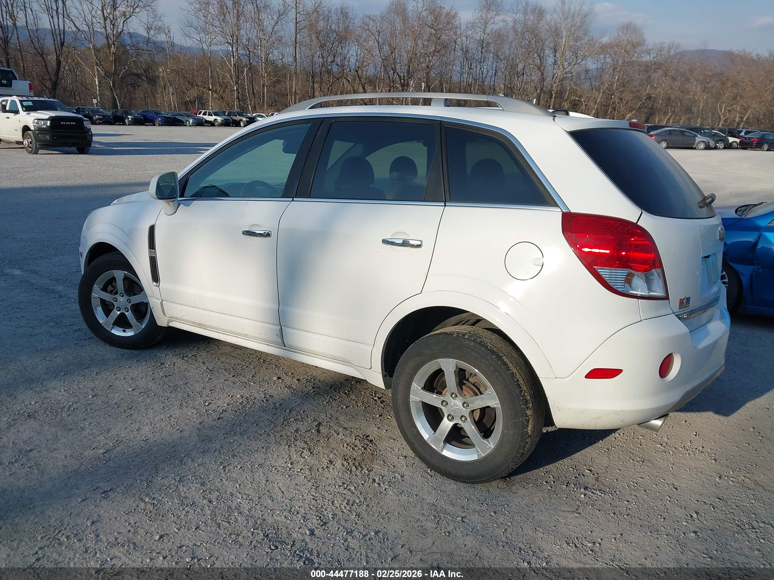 CHEVROLET CAPTIVA image 3