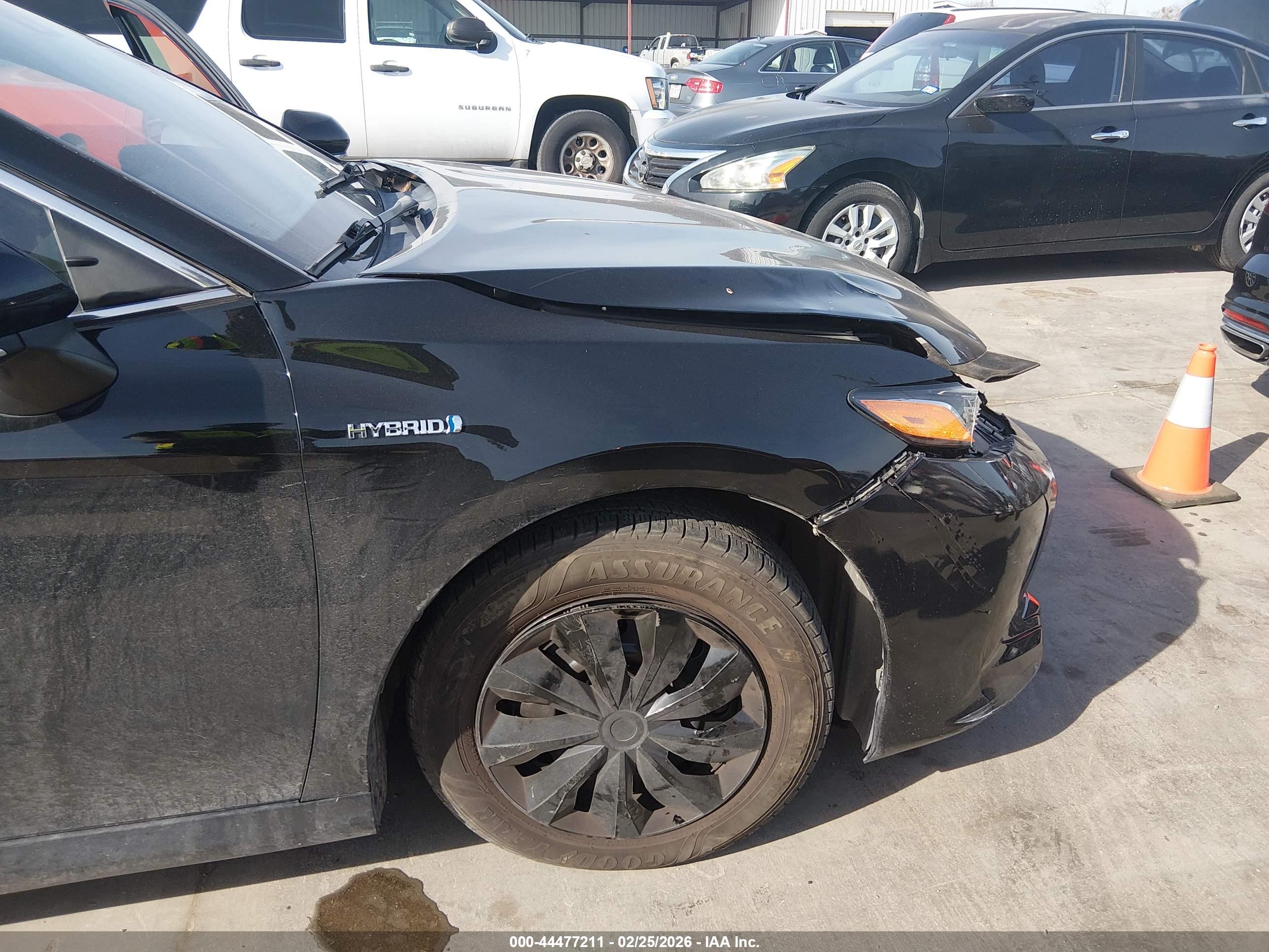 TOYOTA CAMRY image 6