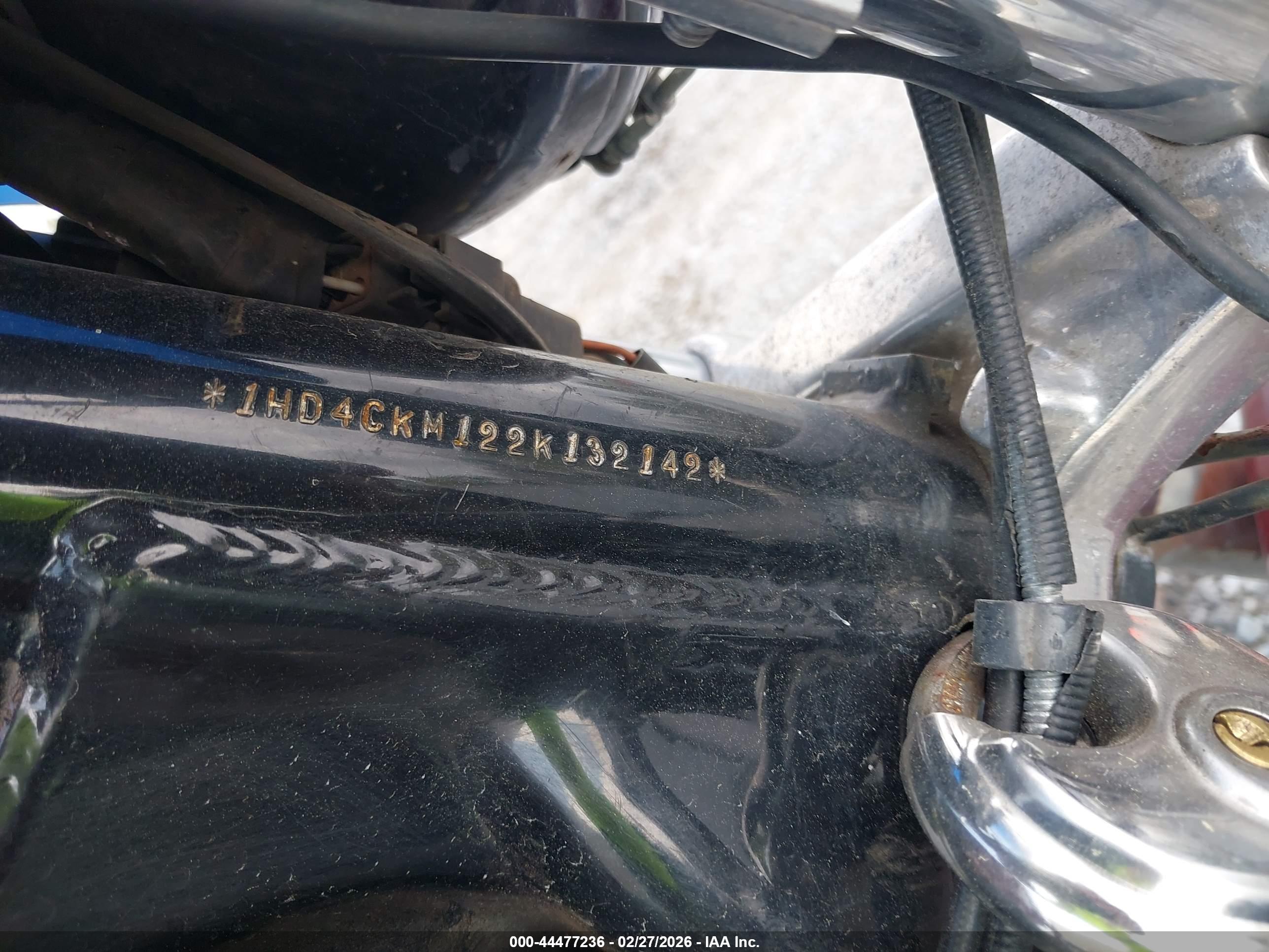 HARLEY-DAVIDSON XLH883 image 10