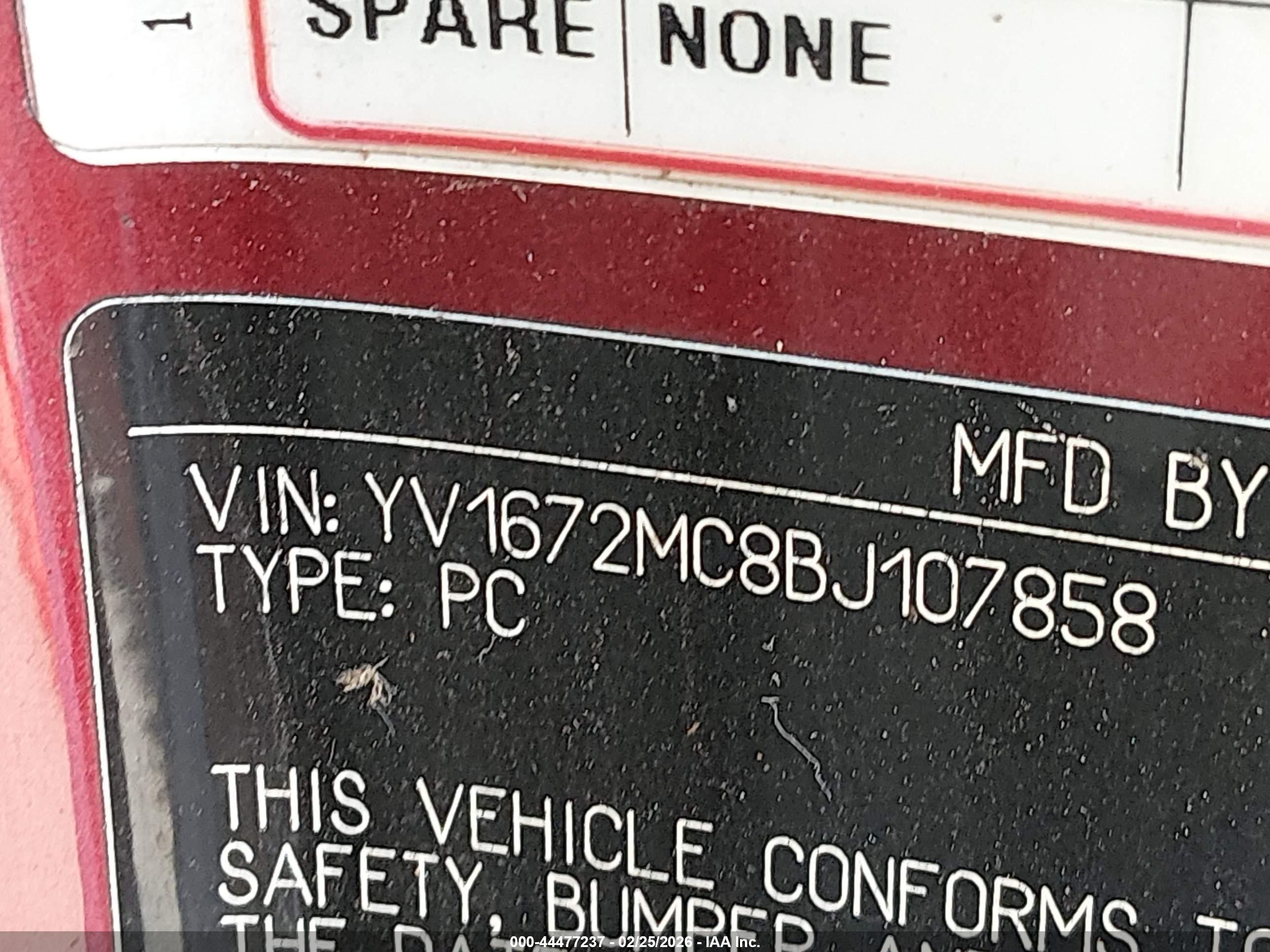 VOLVO C70 image 9