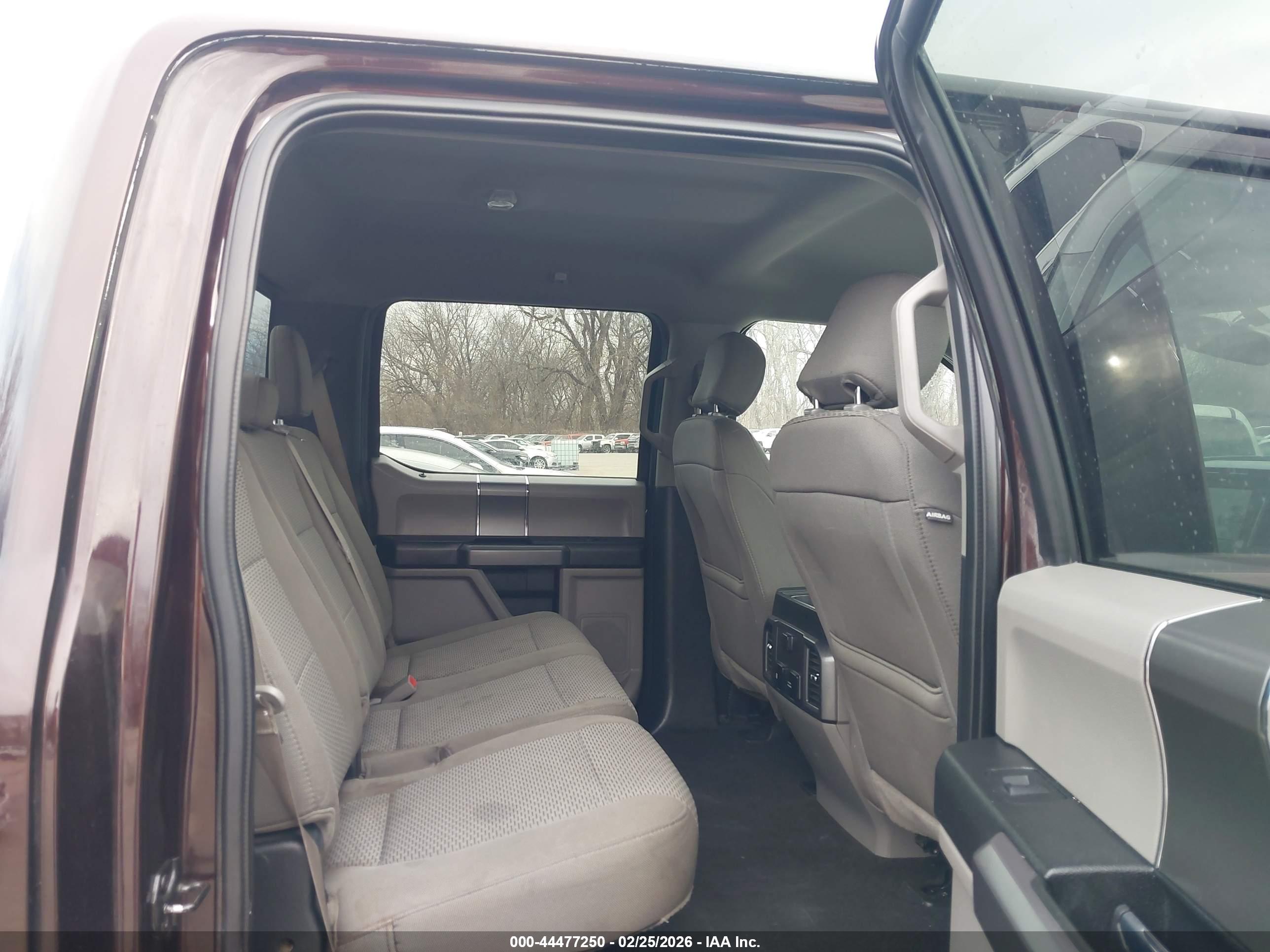 FORD F-150 image 8
