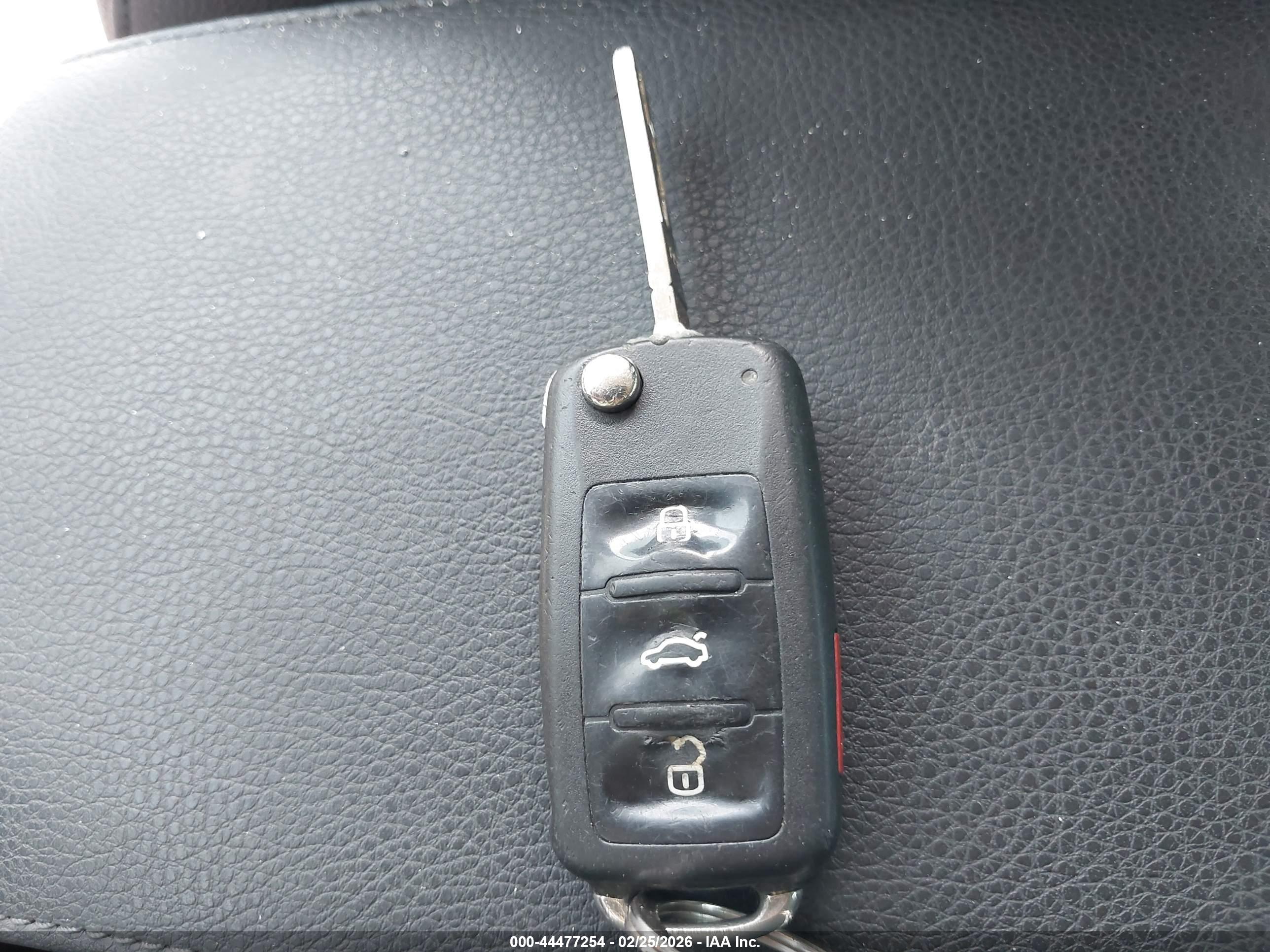 VOLKSWAGEN JETTA image 11