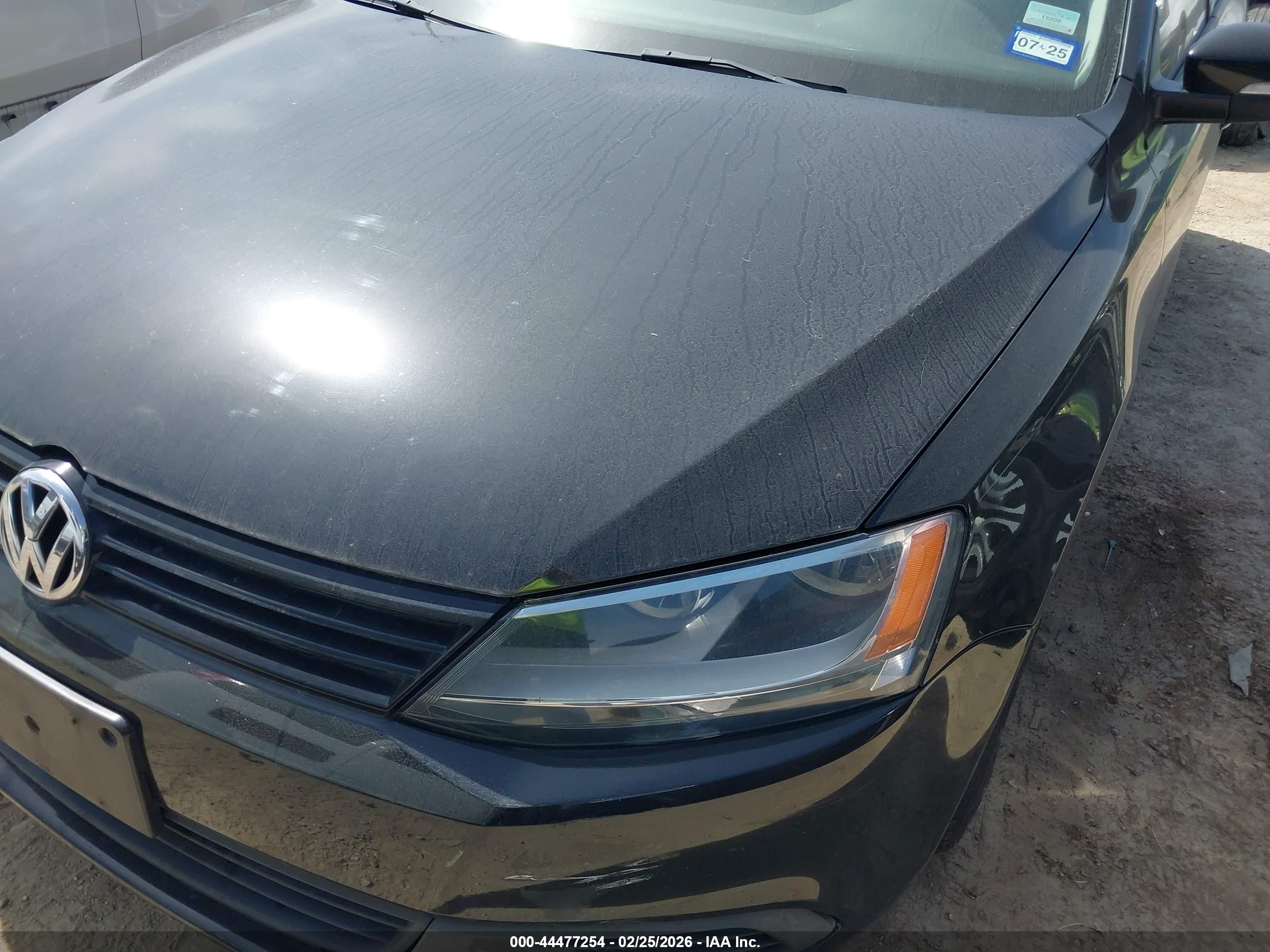 VOLKSWAGEN JETTA image 6