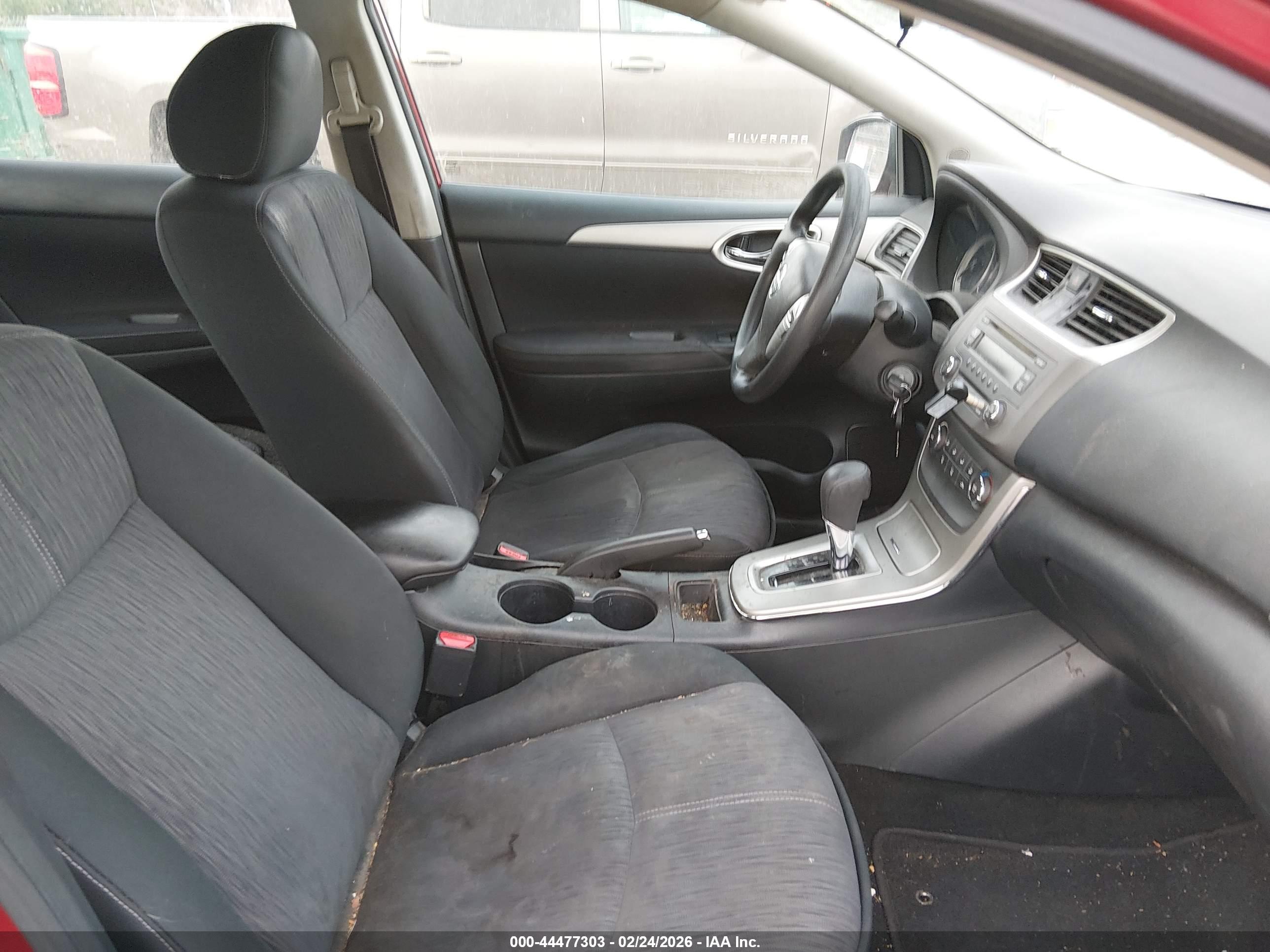 NISSAN SENTRA image 5