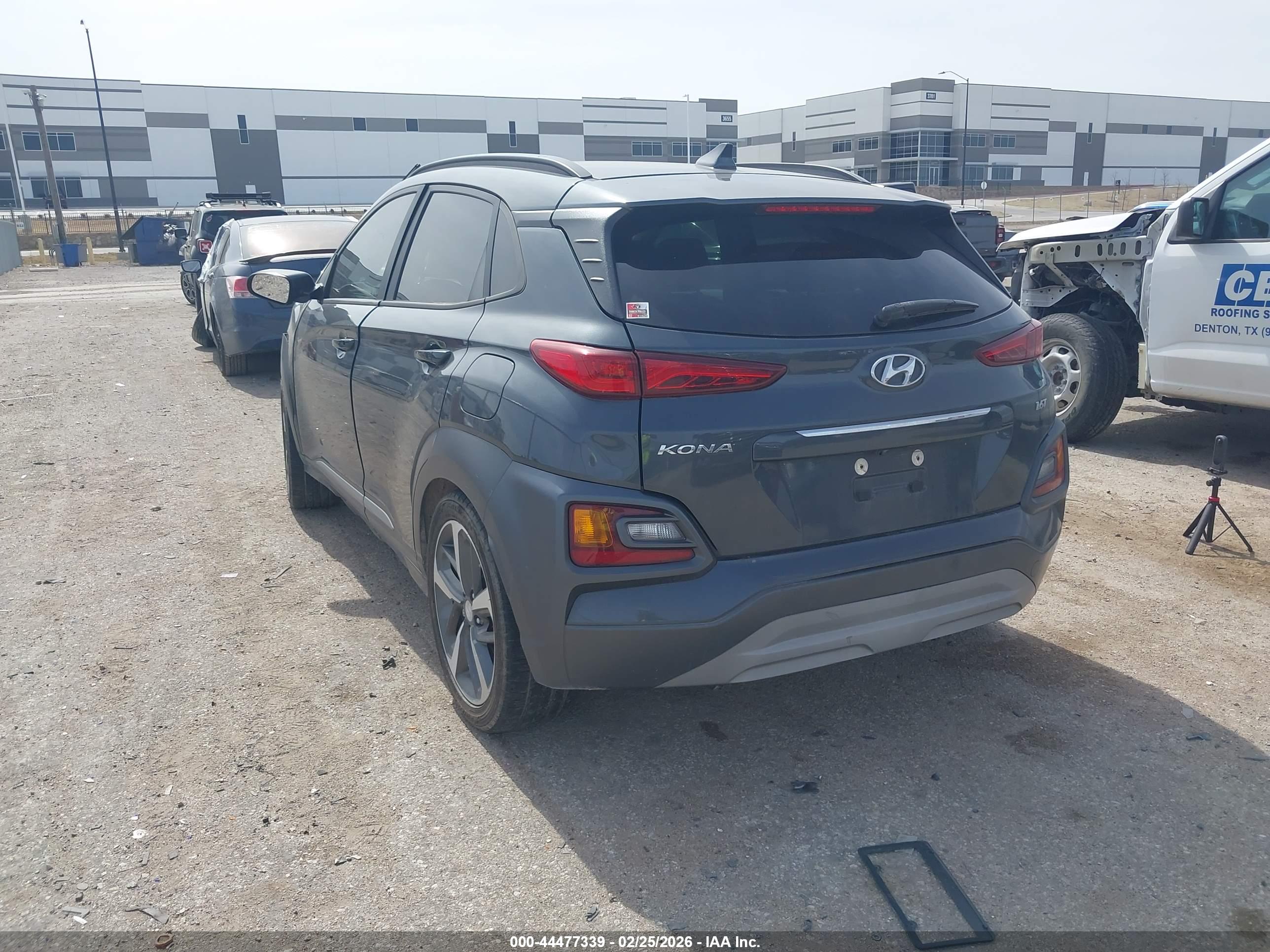 HYUNDAI KONA image 3
