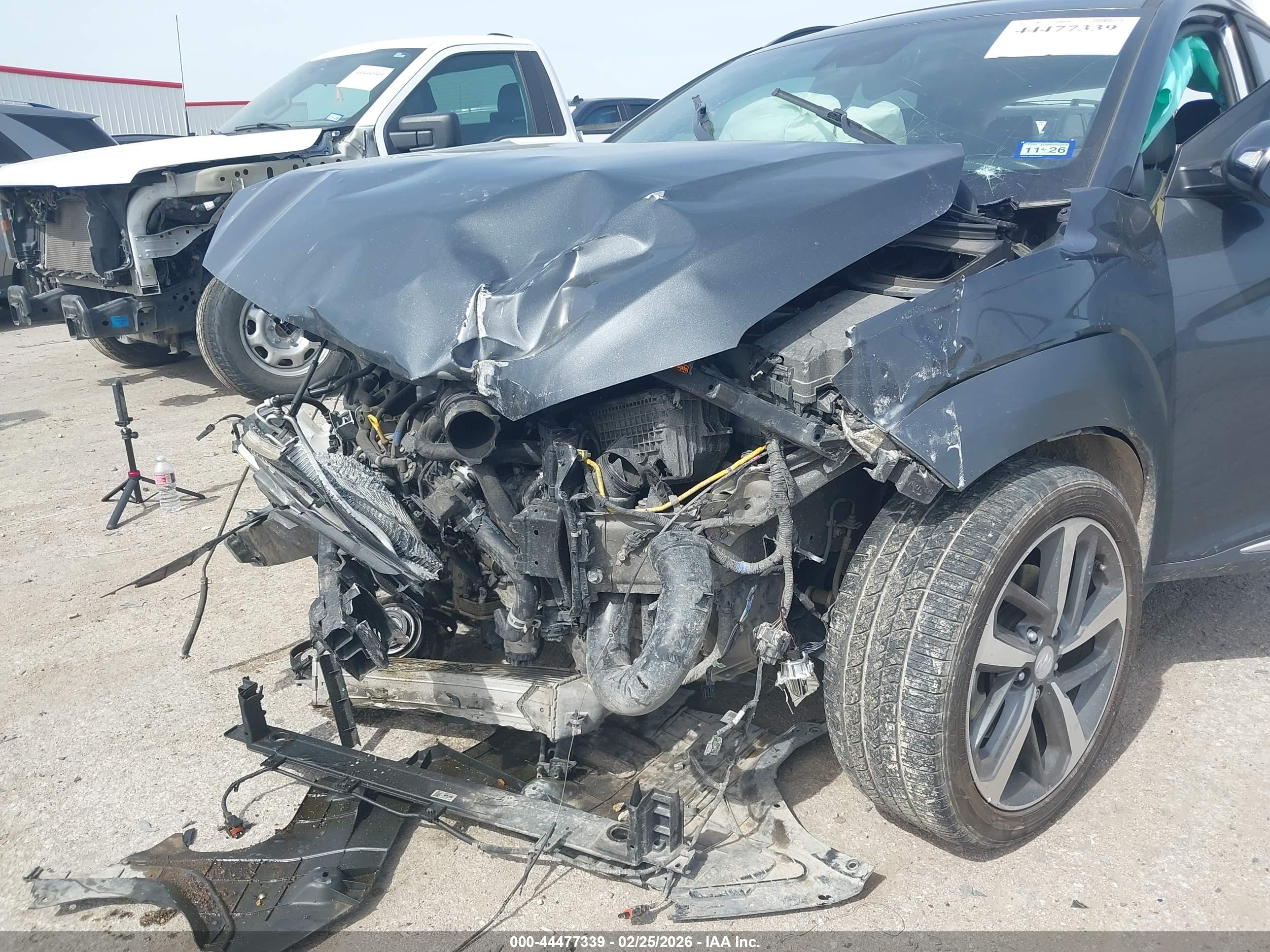 HYUNDAI KONA image 6