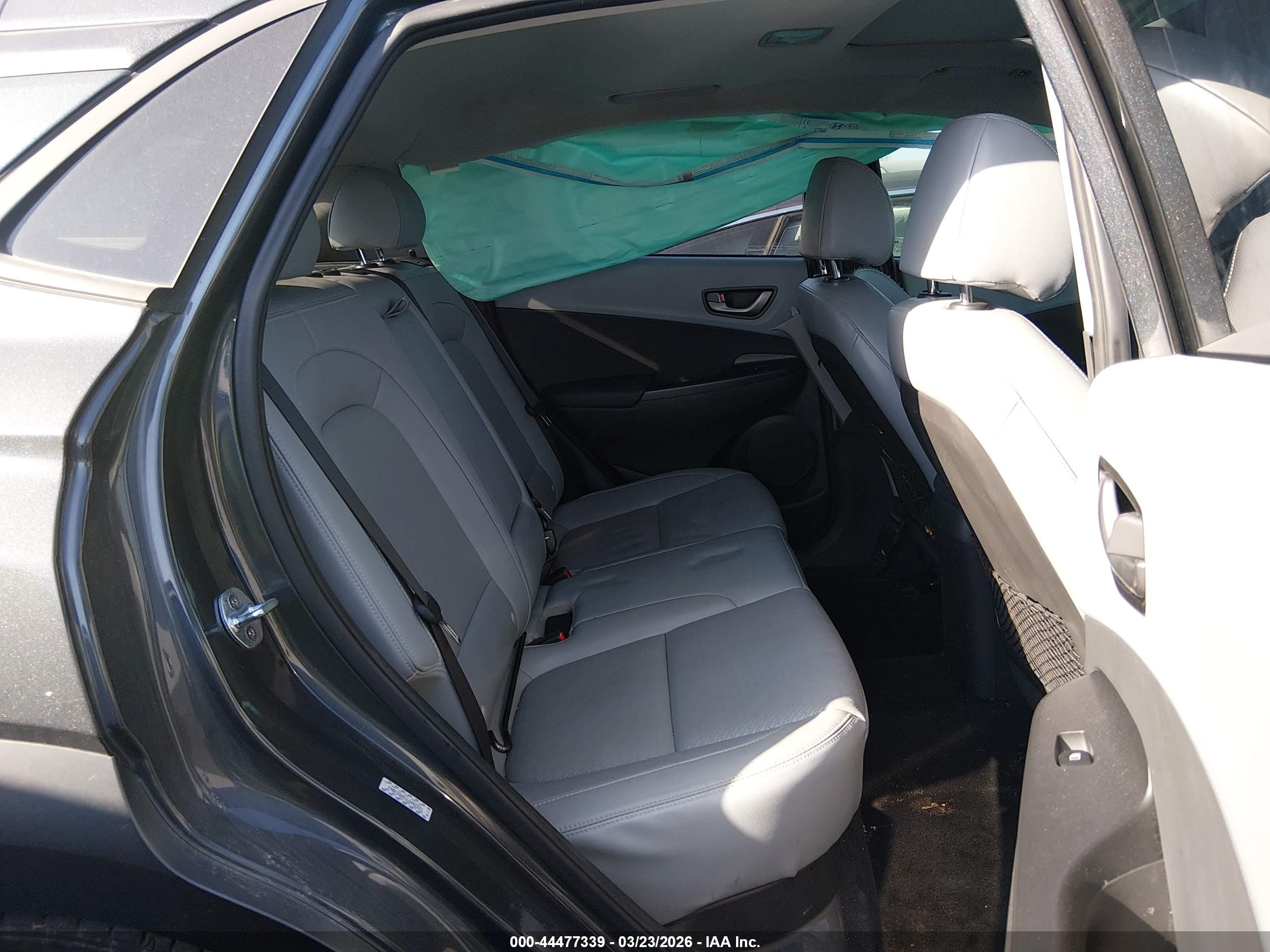HYUNDAI KONA image 8