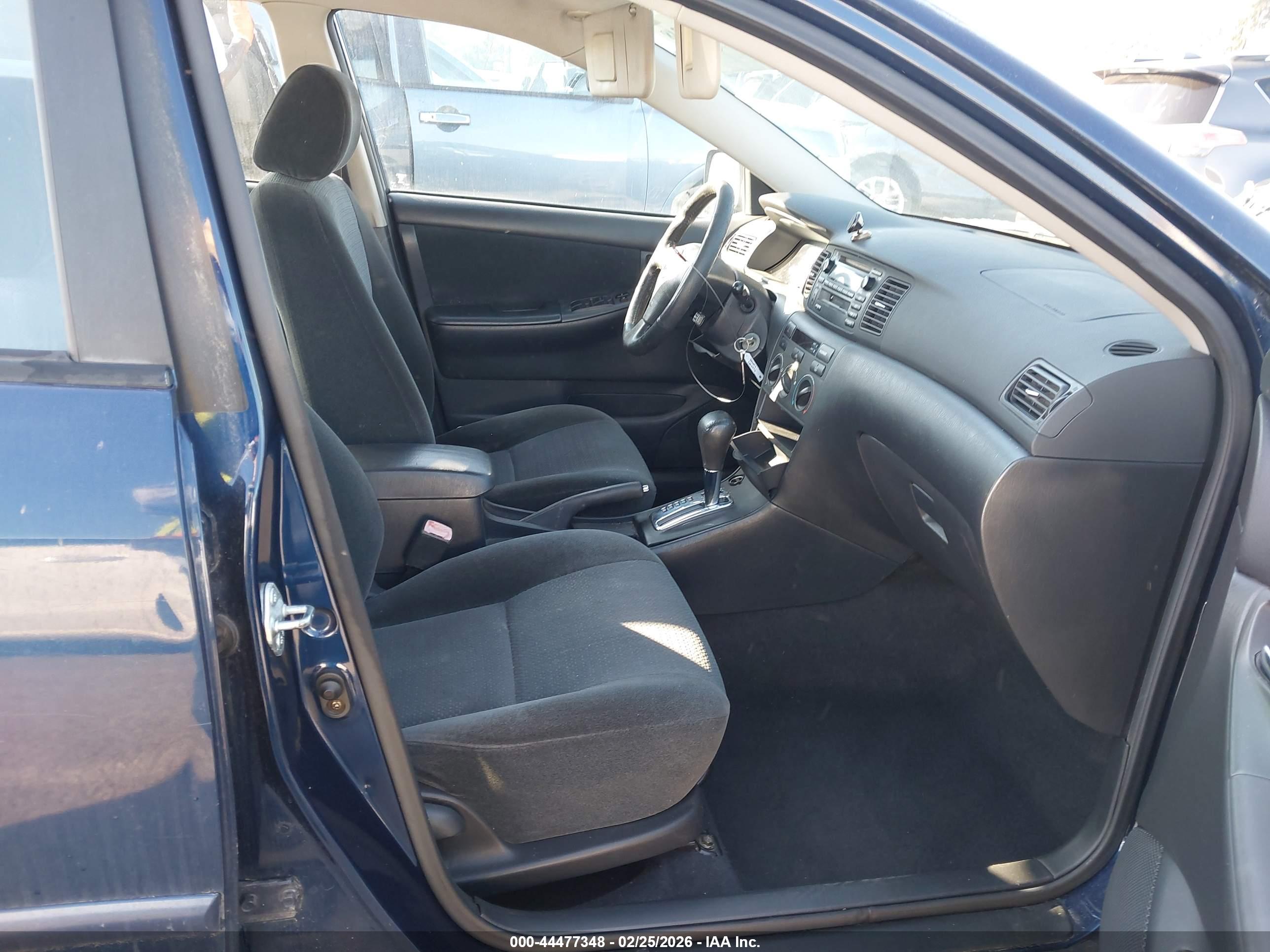 TOYOTA COROLLA image 5