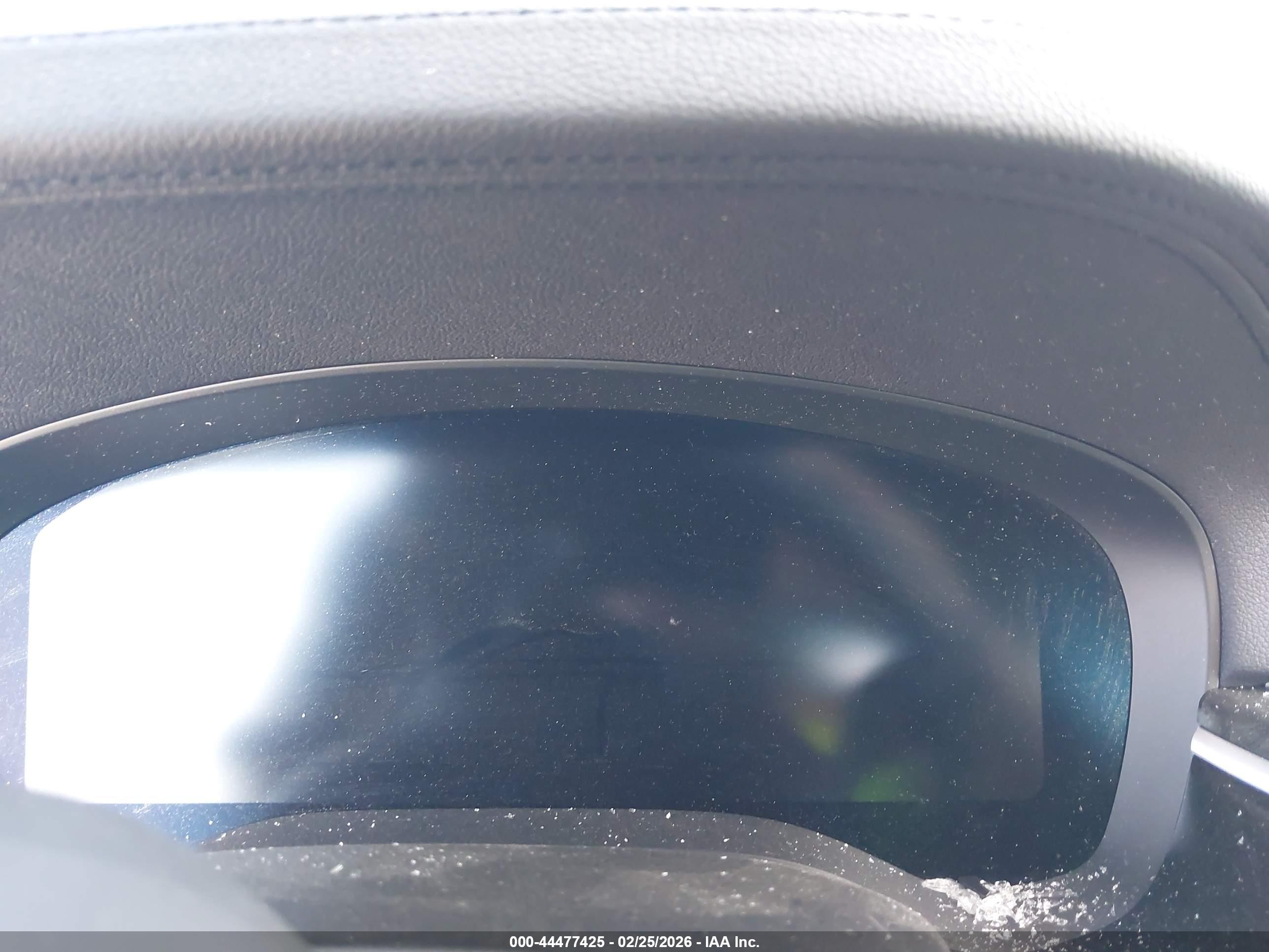 BMW M550I image 7