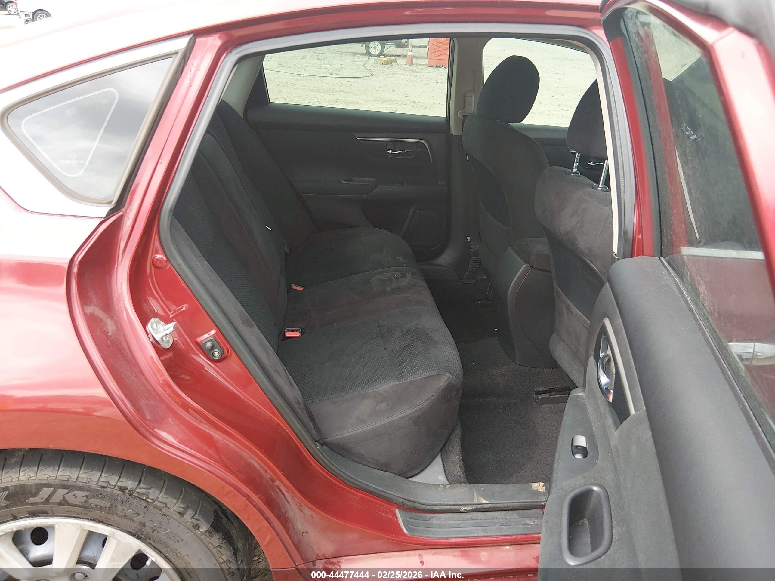 NISSAN ALTIMA image 8