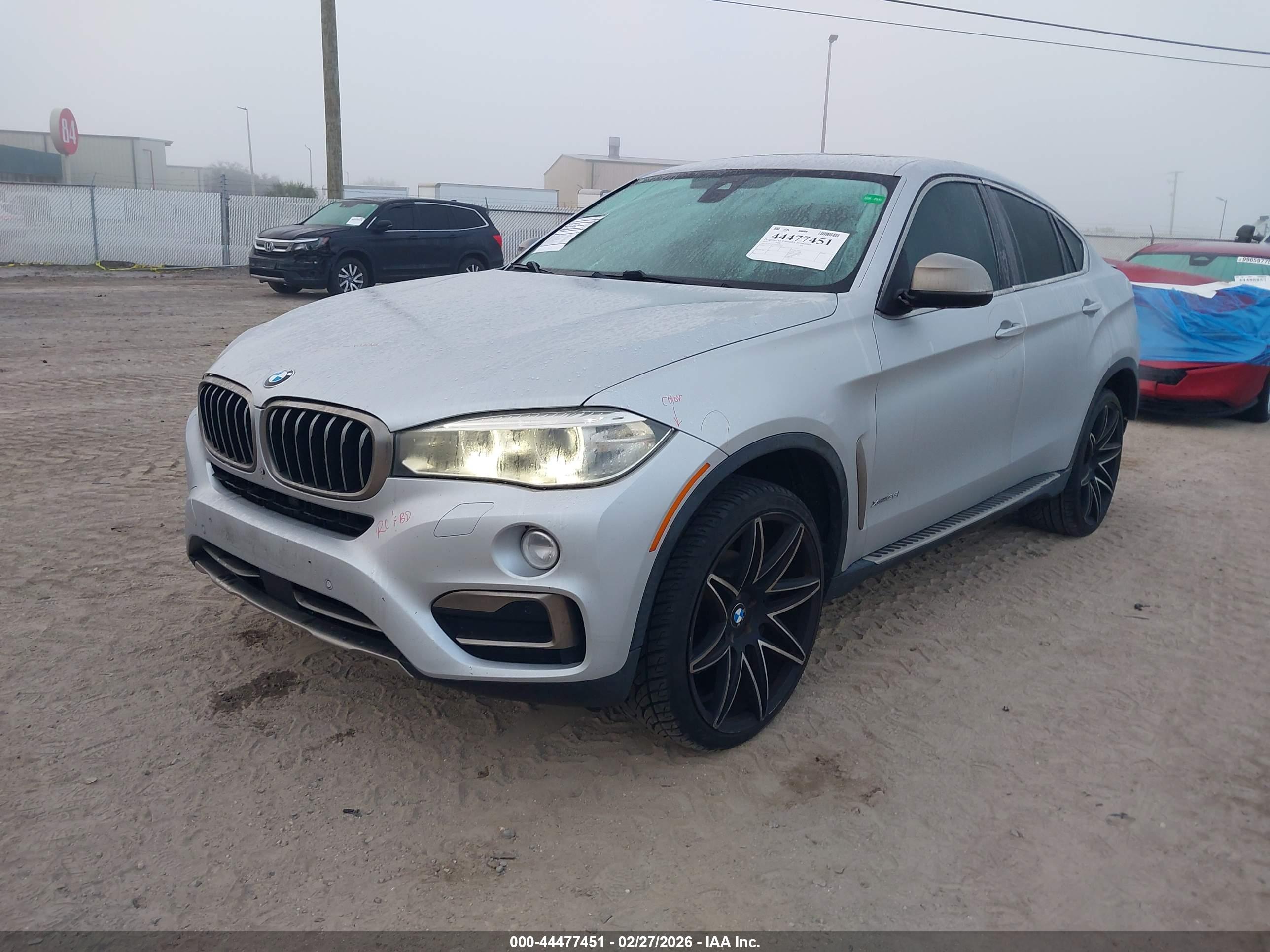 BMW X6 image 2