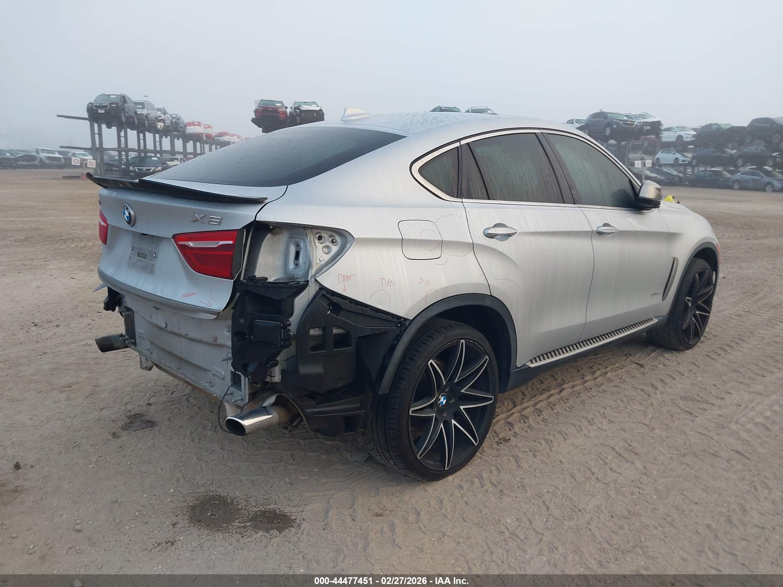 BMW X6 image 4