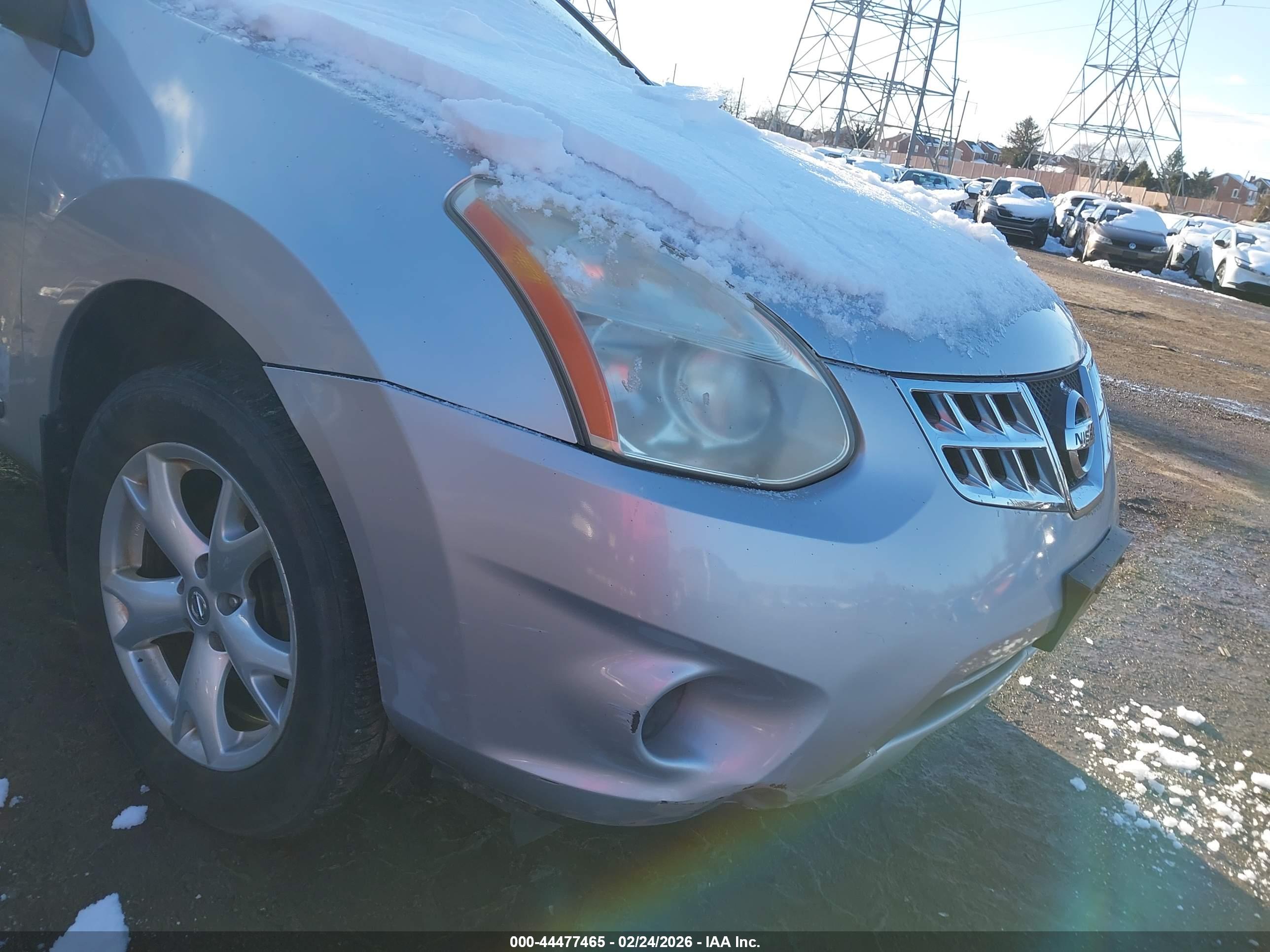 NISSAN ROGUE image 6