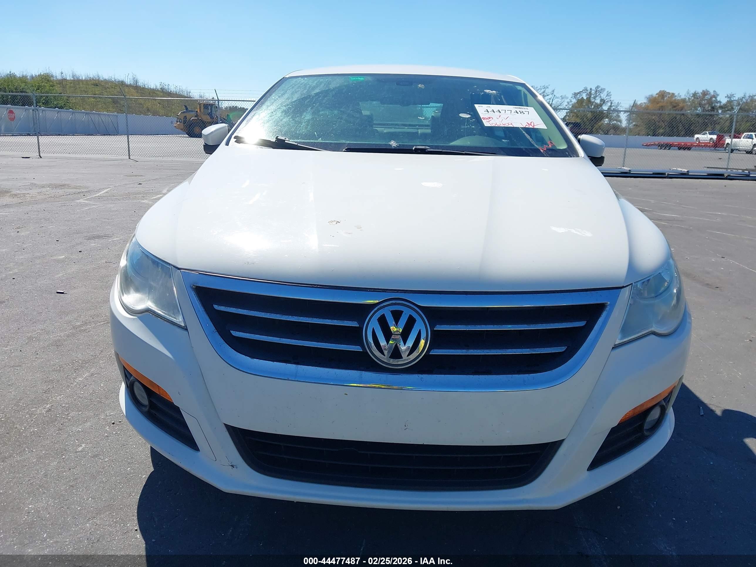 VOLKSWAGEN CC image 6