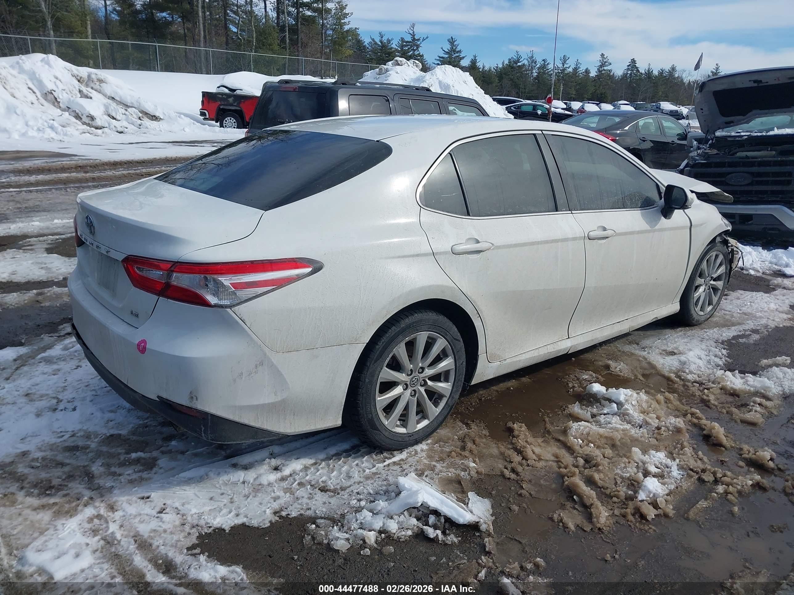 TOYOTA CAMRY image 4