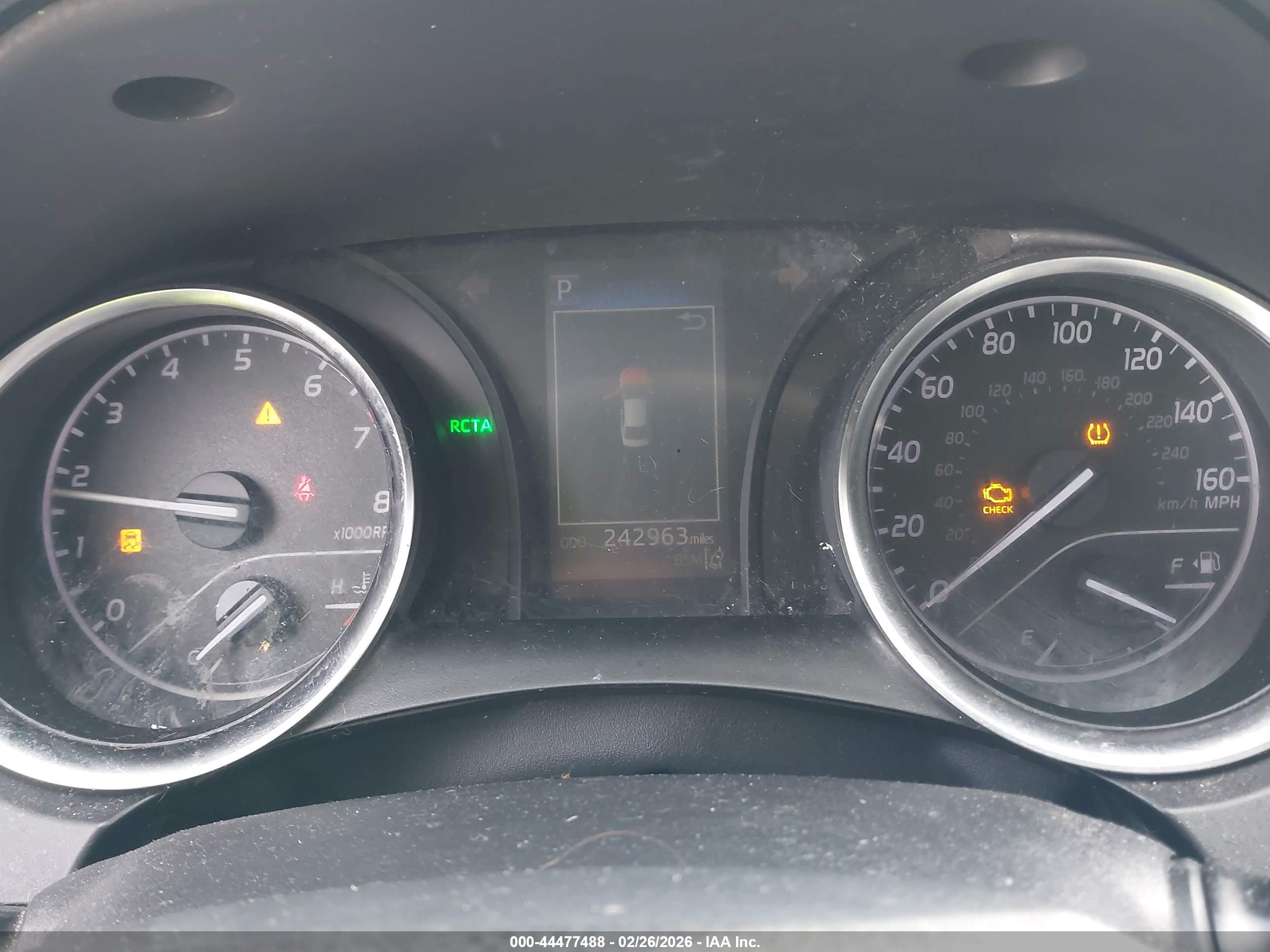 TOYOTA CAMRY image 7