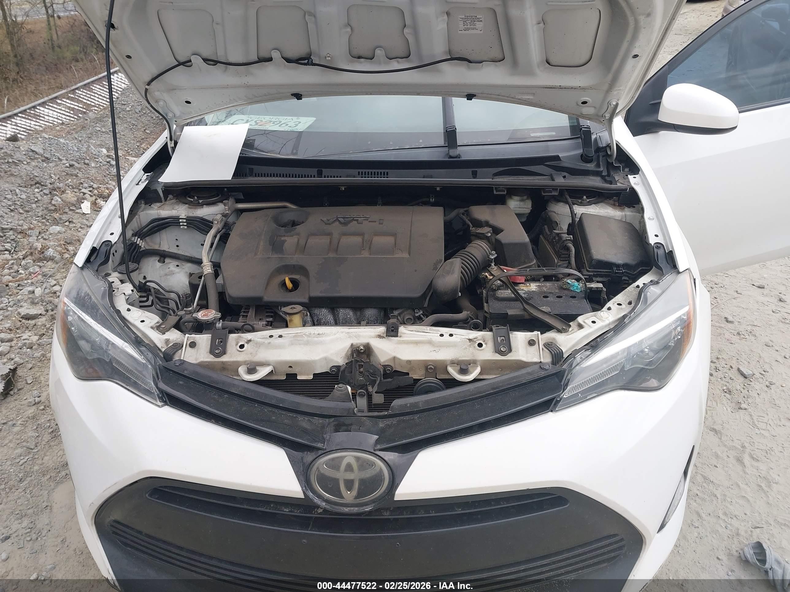 TOYOTA COROLLA image 10