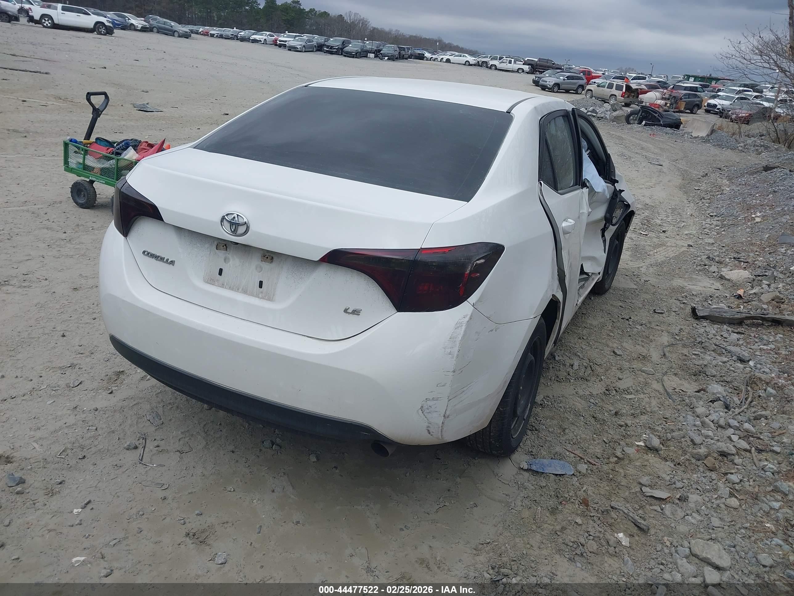 TOYOTA COROLLA image 4