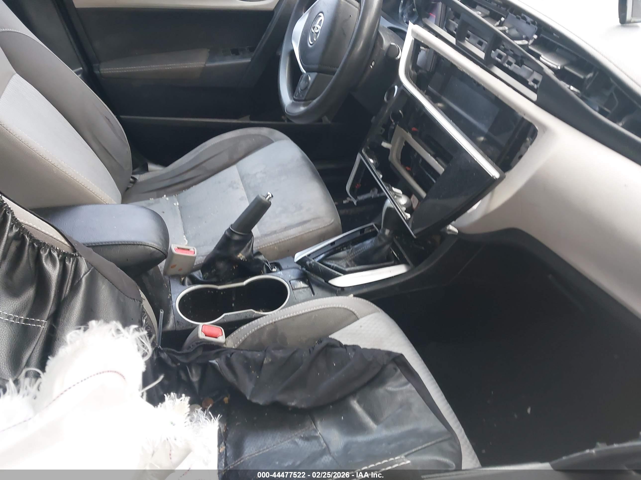 TOYOTA COROLLA image 5