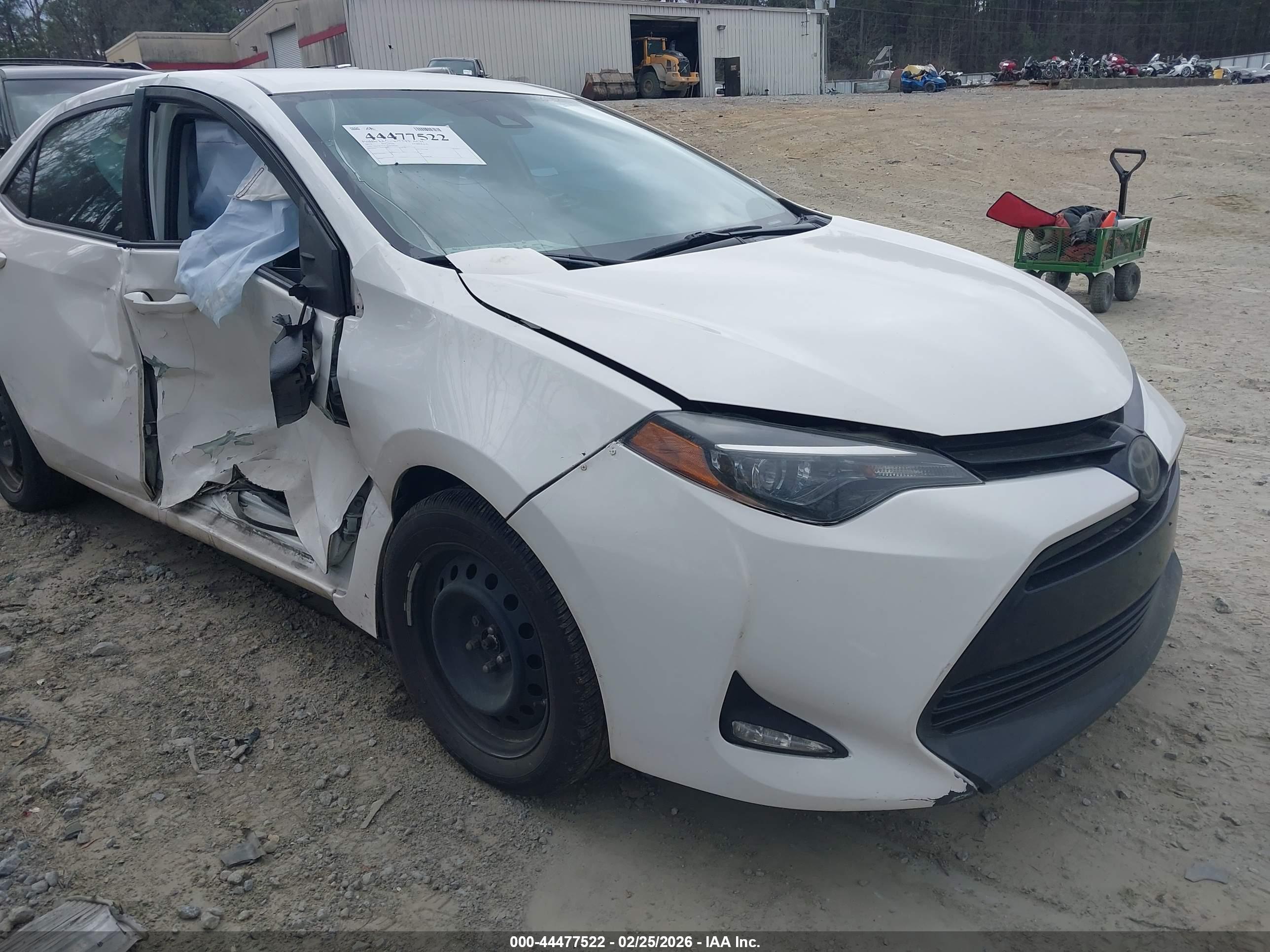 TOYOTA COROLLA image 6