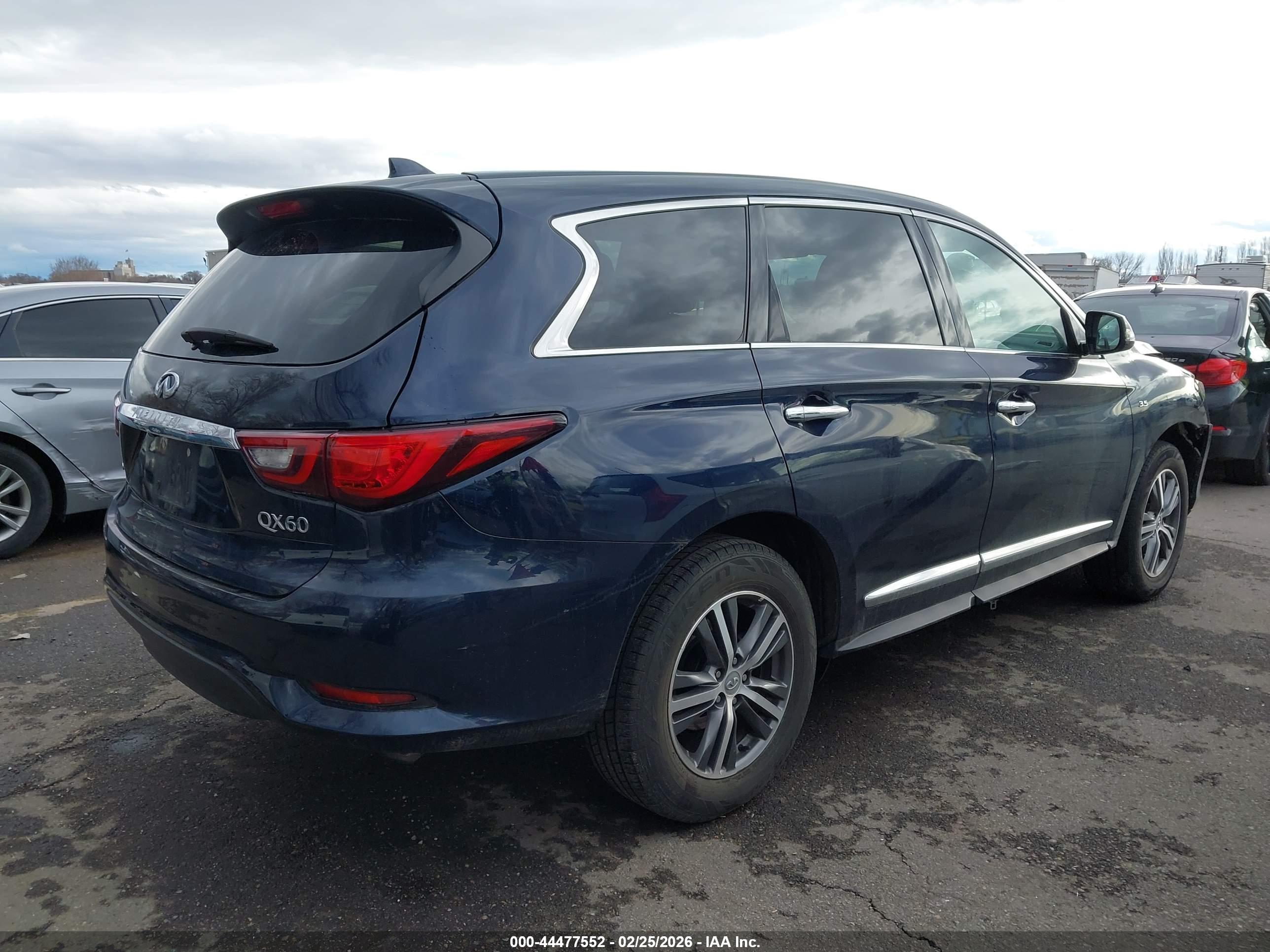 INFINITI QX60 image 4