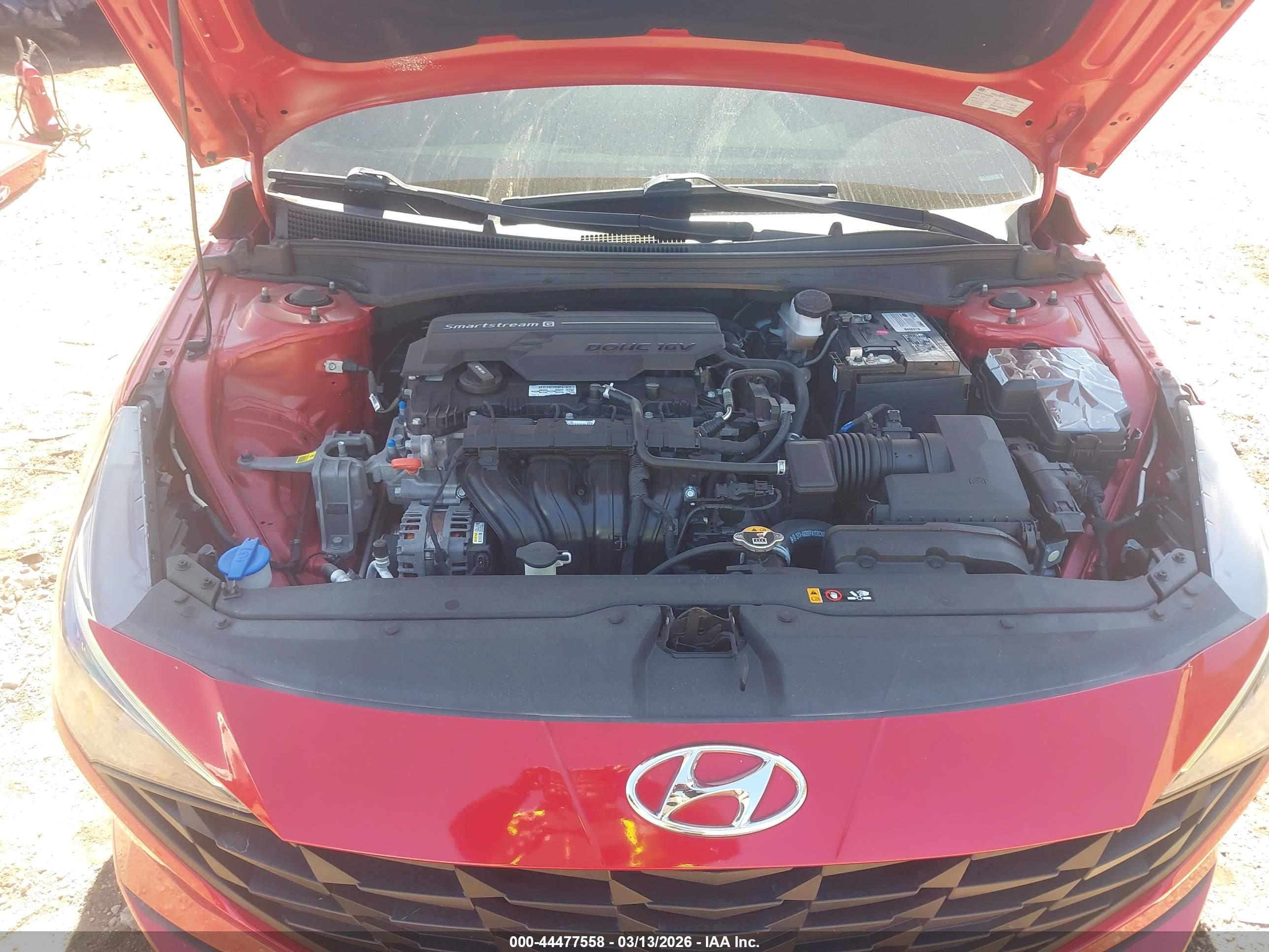 HYUNDAI ELANTRA image 10