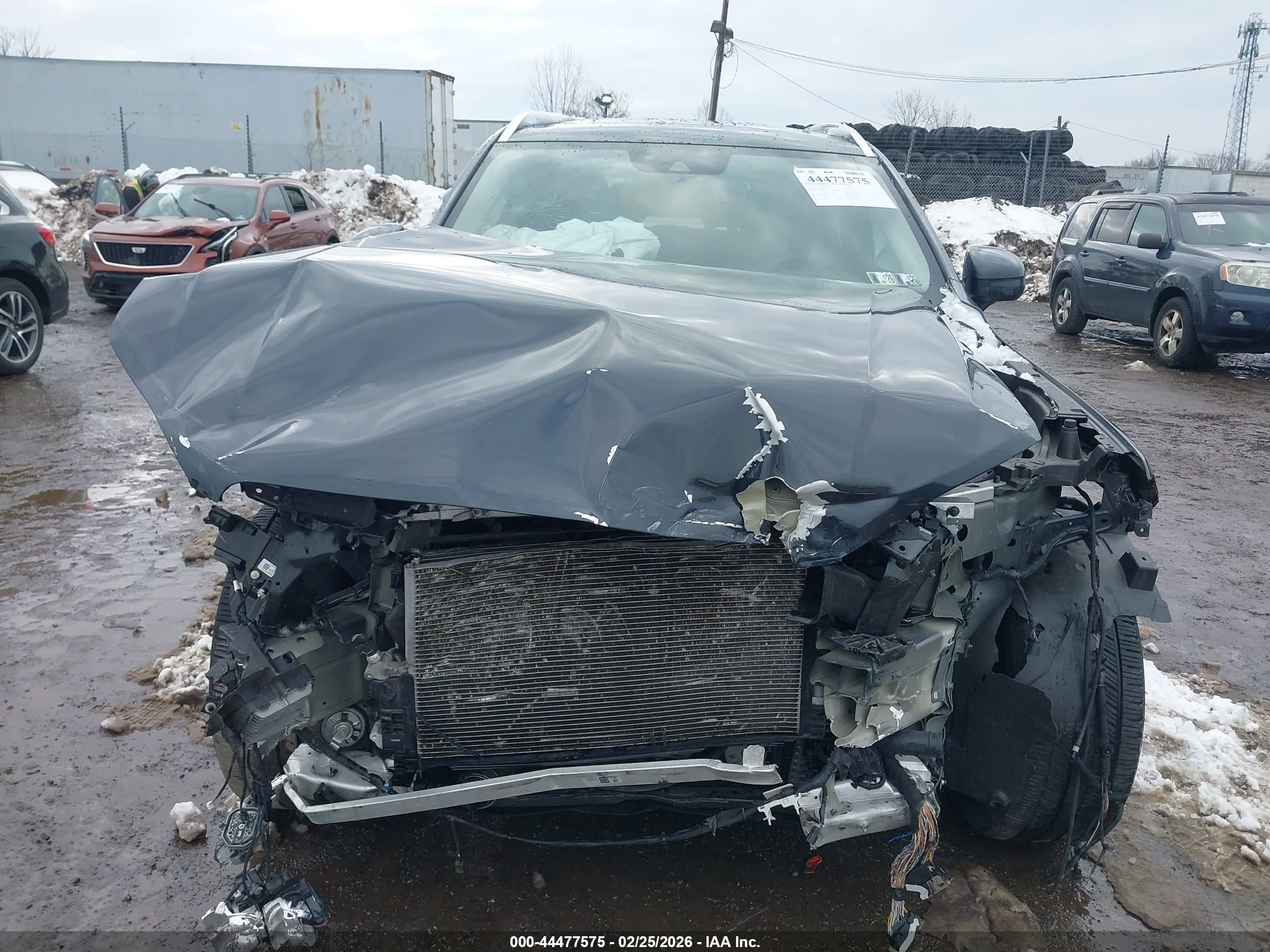 VOLVO XC90 image 6