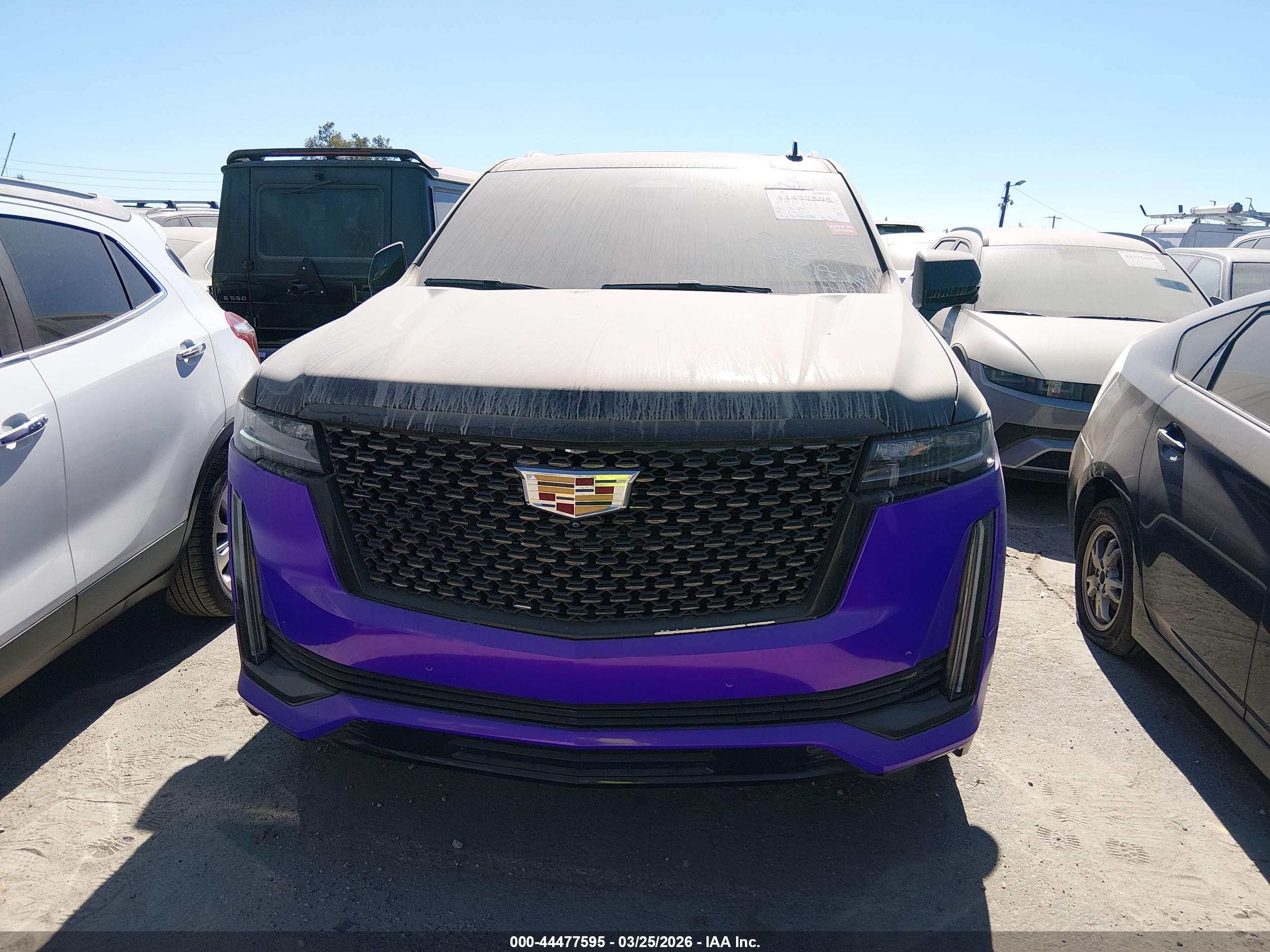 CADILLAC ESCALADE image 6