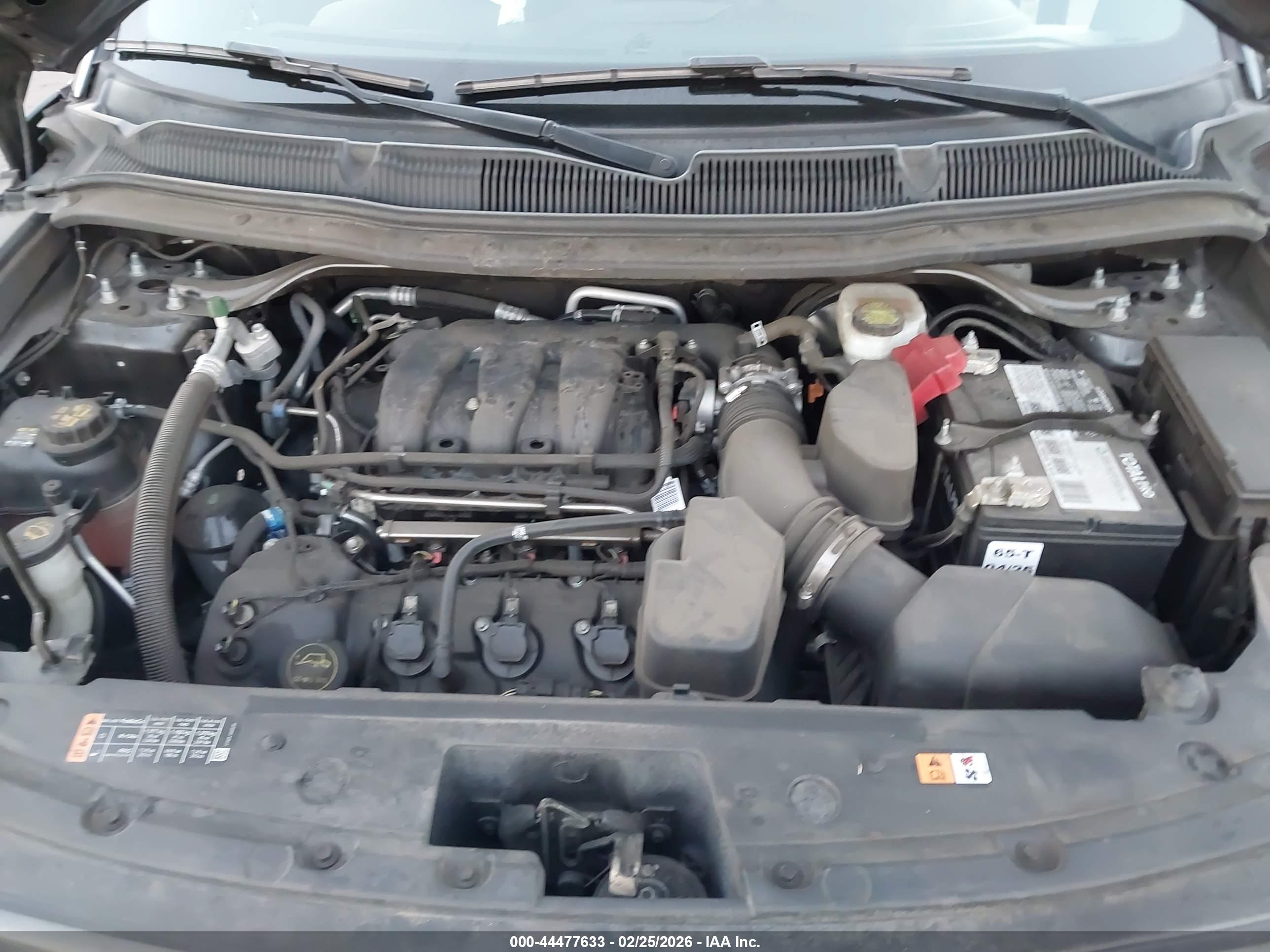 FORD EXPLORER image 10