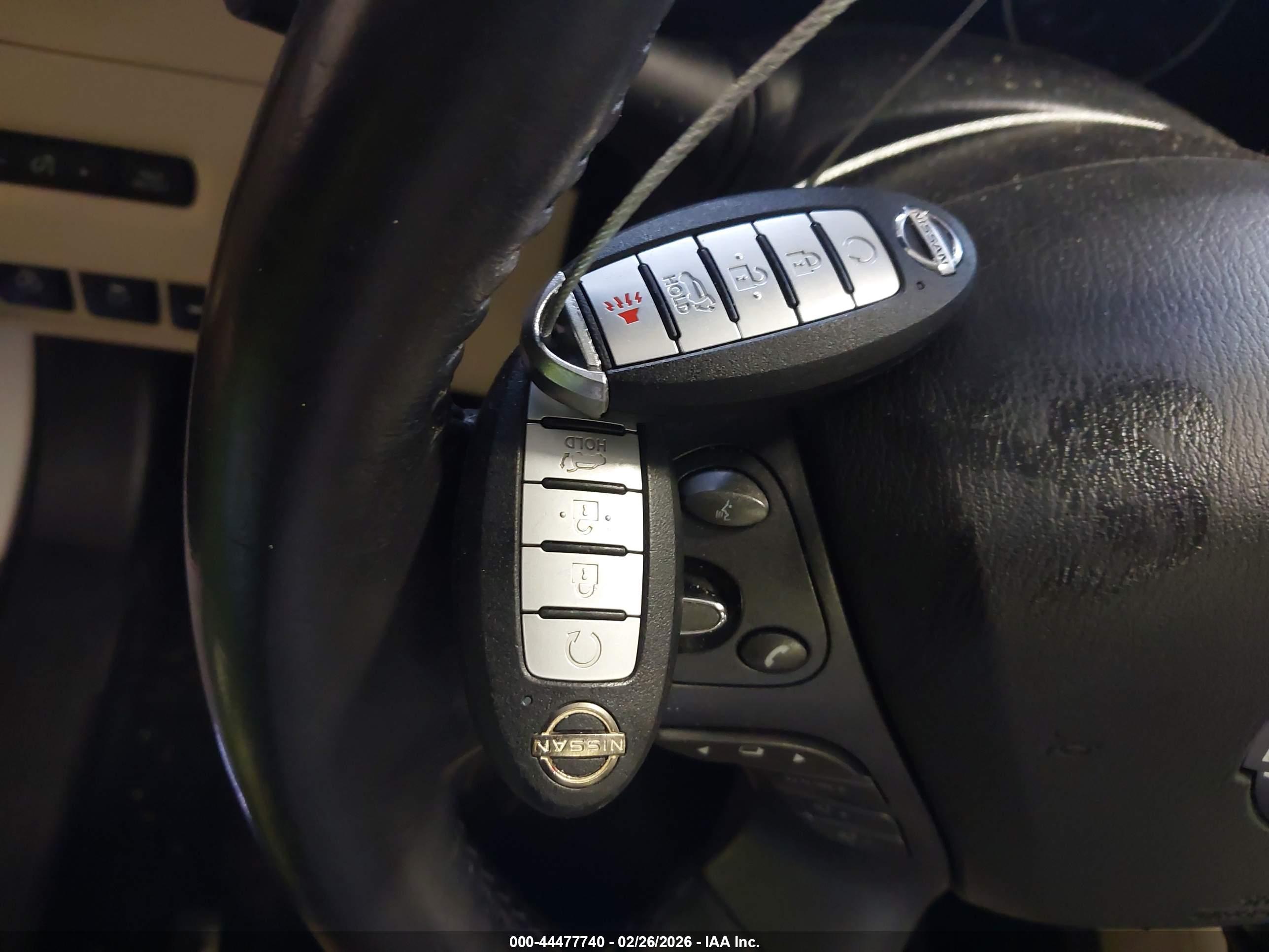 NISSAN MURANO image 11
