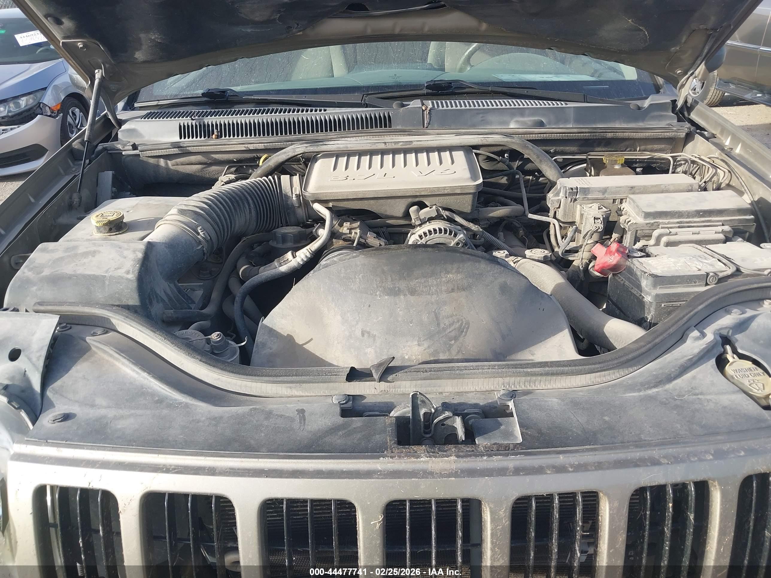 JEEP GRAND image 10