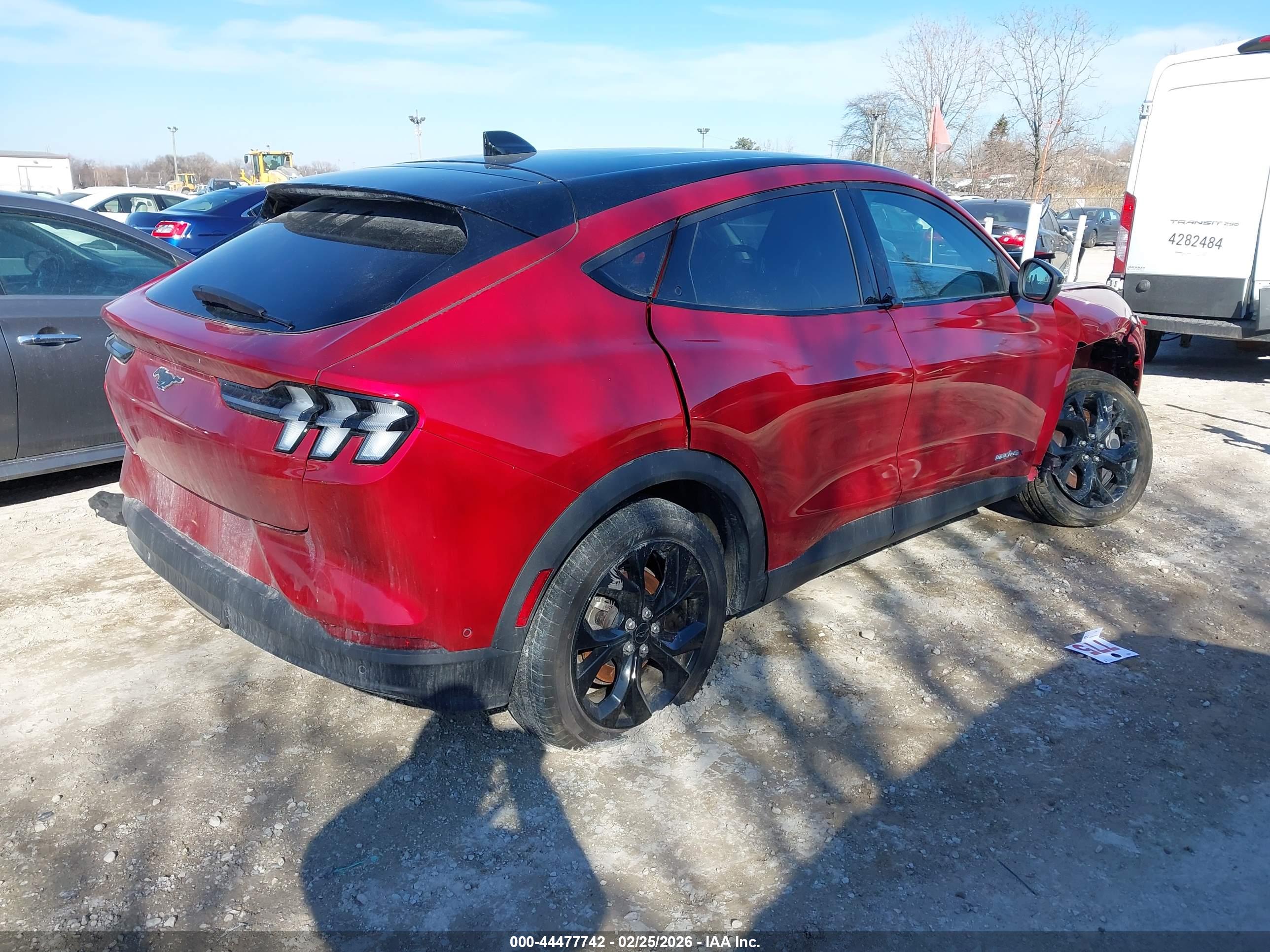 FORD MUSTANG image 4