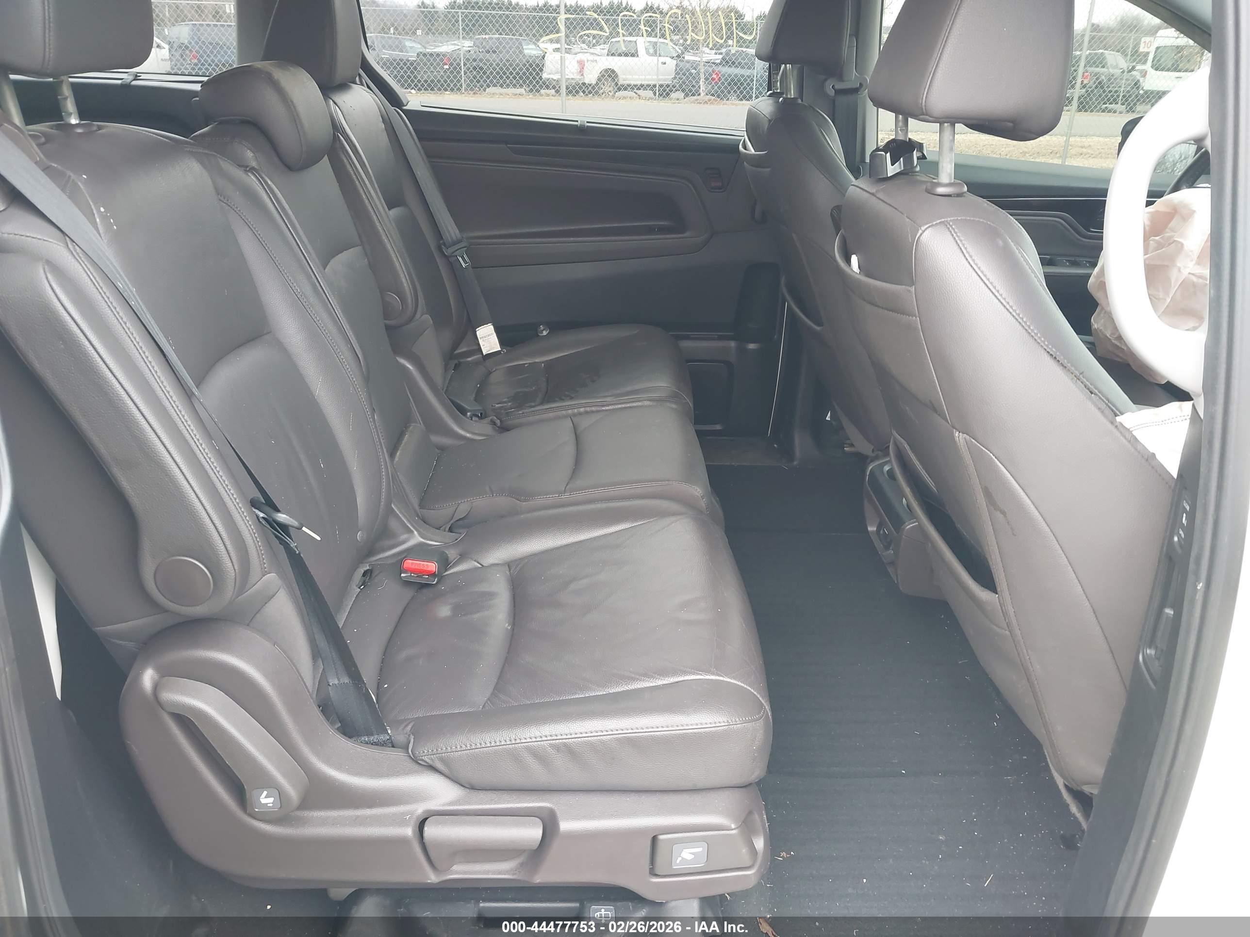 HONDA ODYSSEY image 8