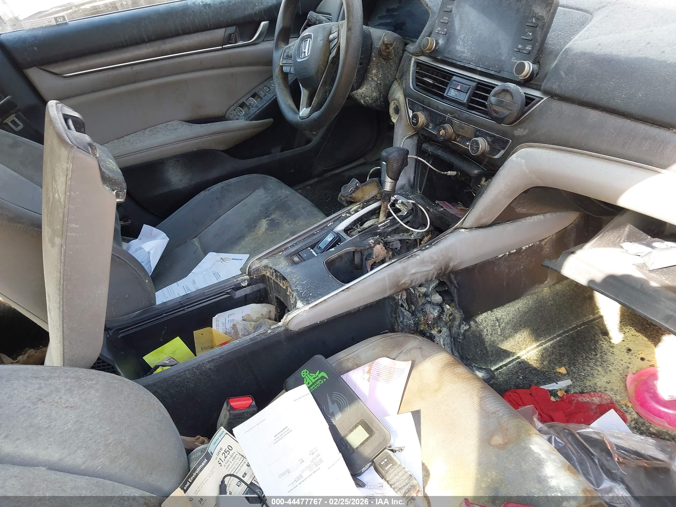 HONDA ACCORD image 6