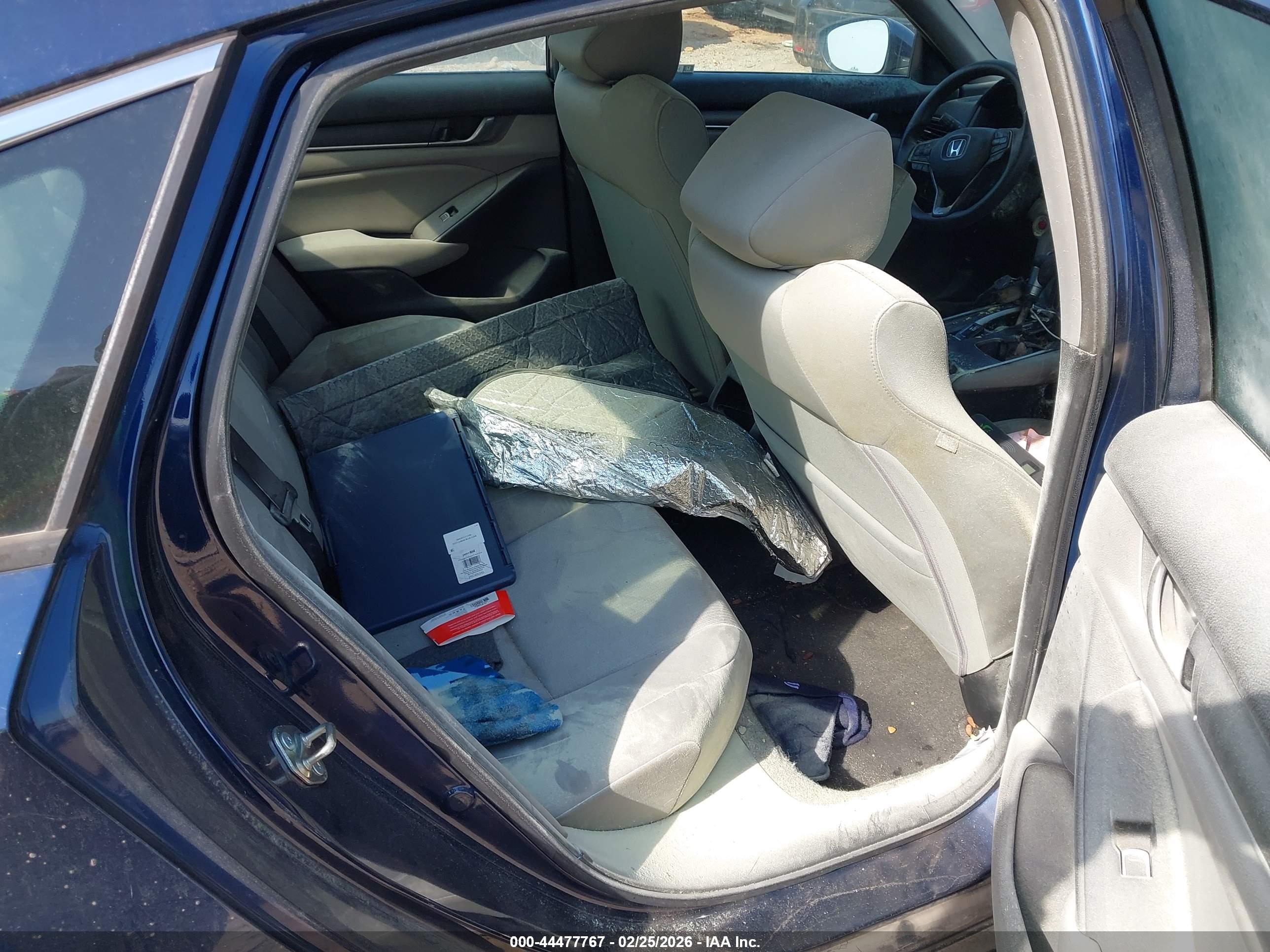 HONDA ACCORD image 8