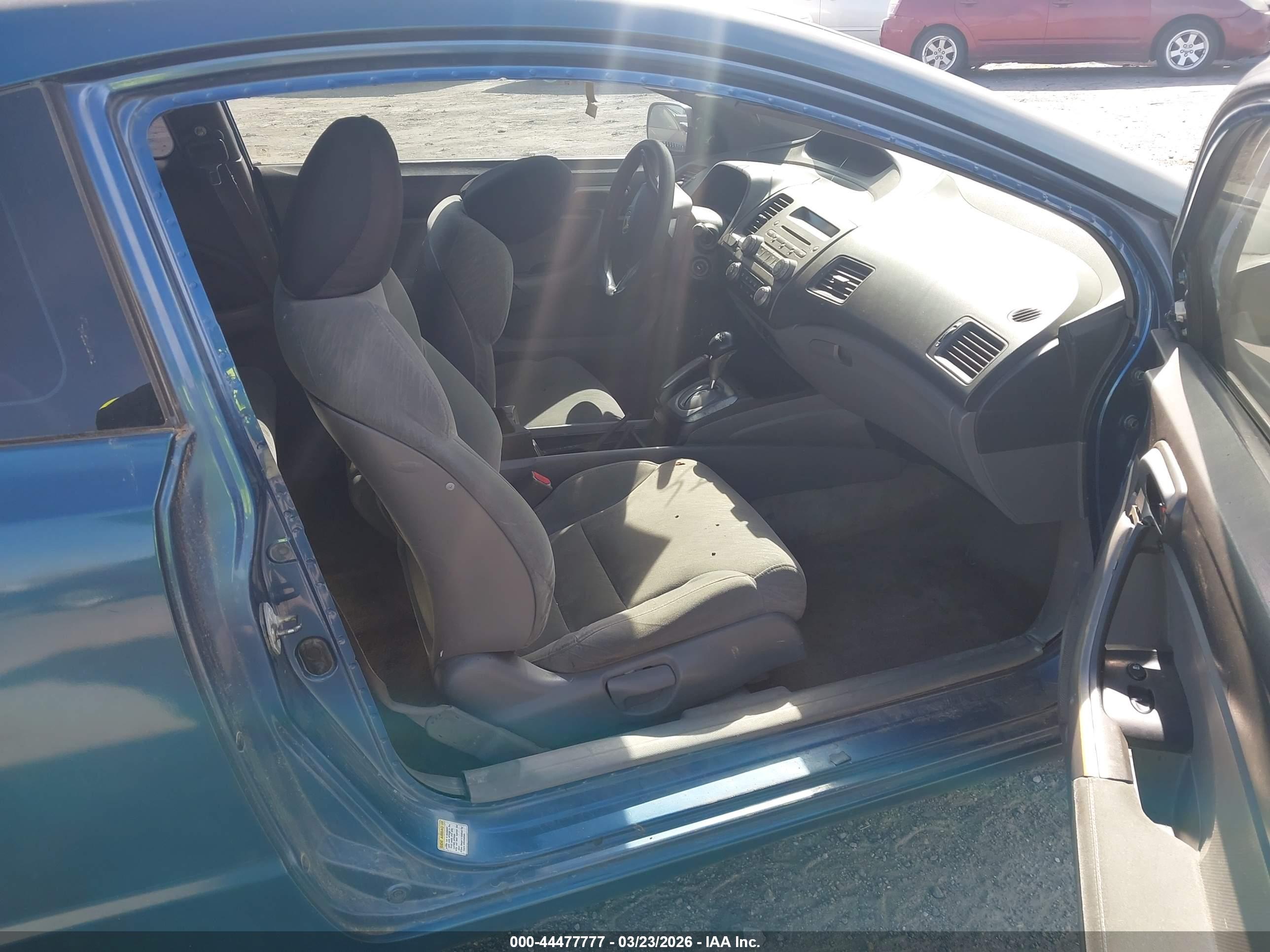 HONDA CIVIC image 5