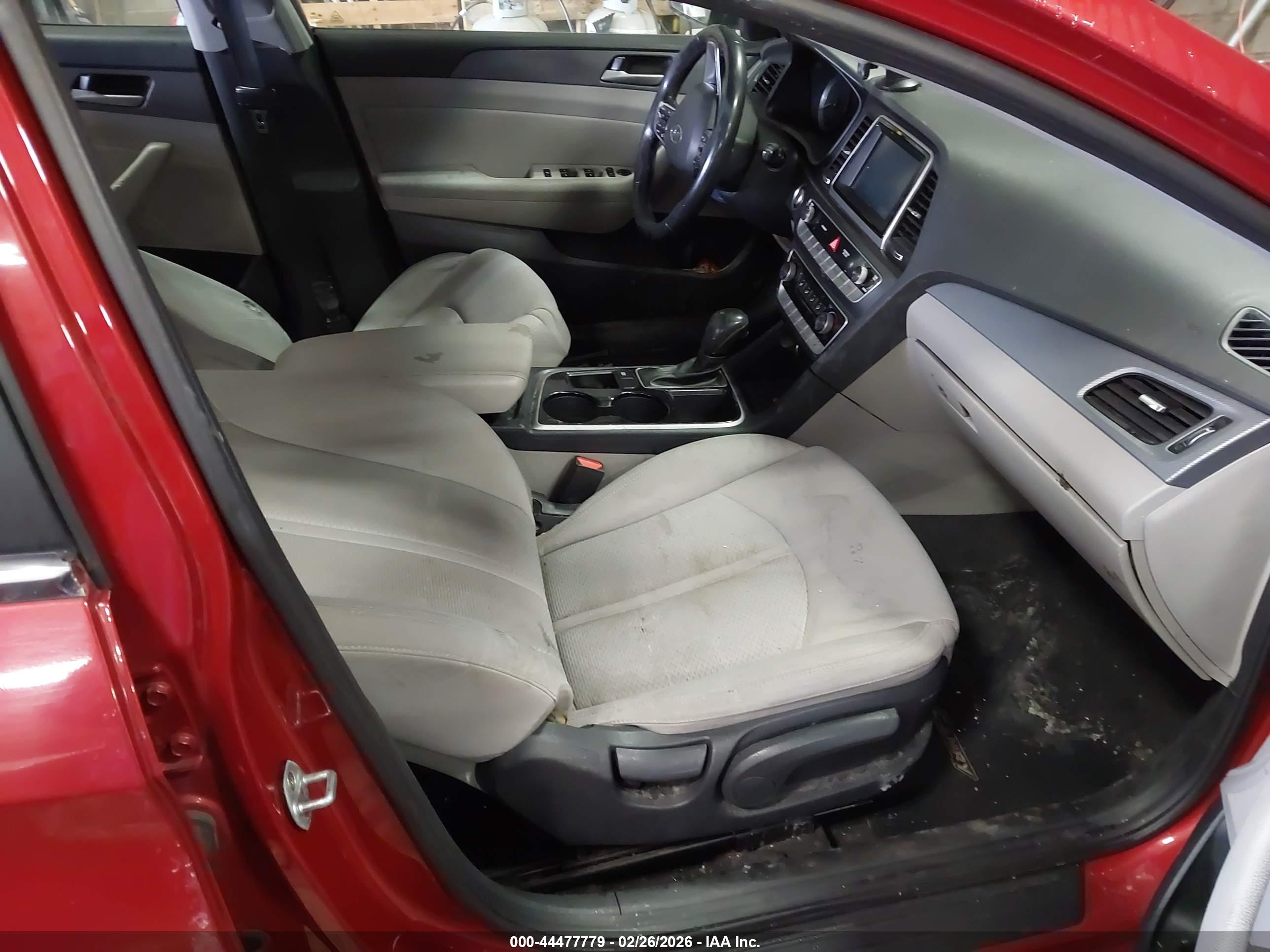 HYUNDAI SONATA image 5