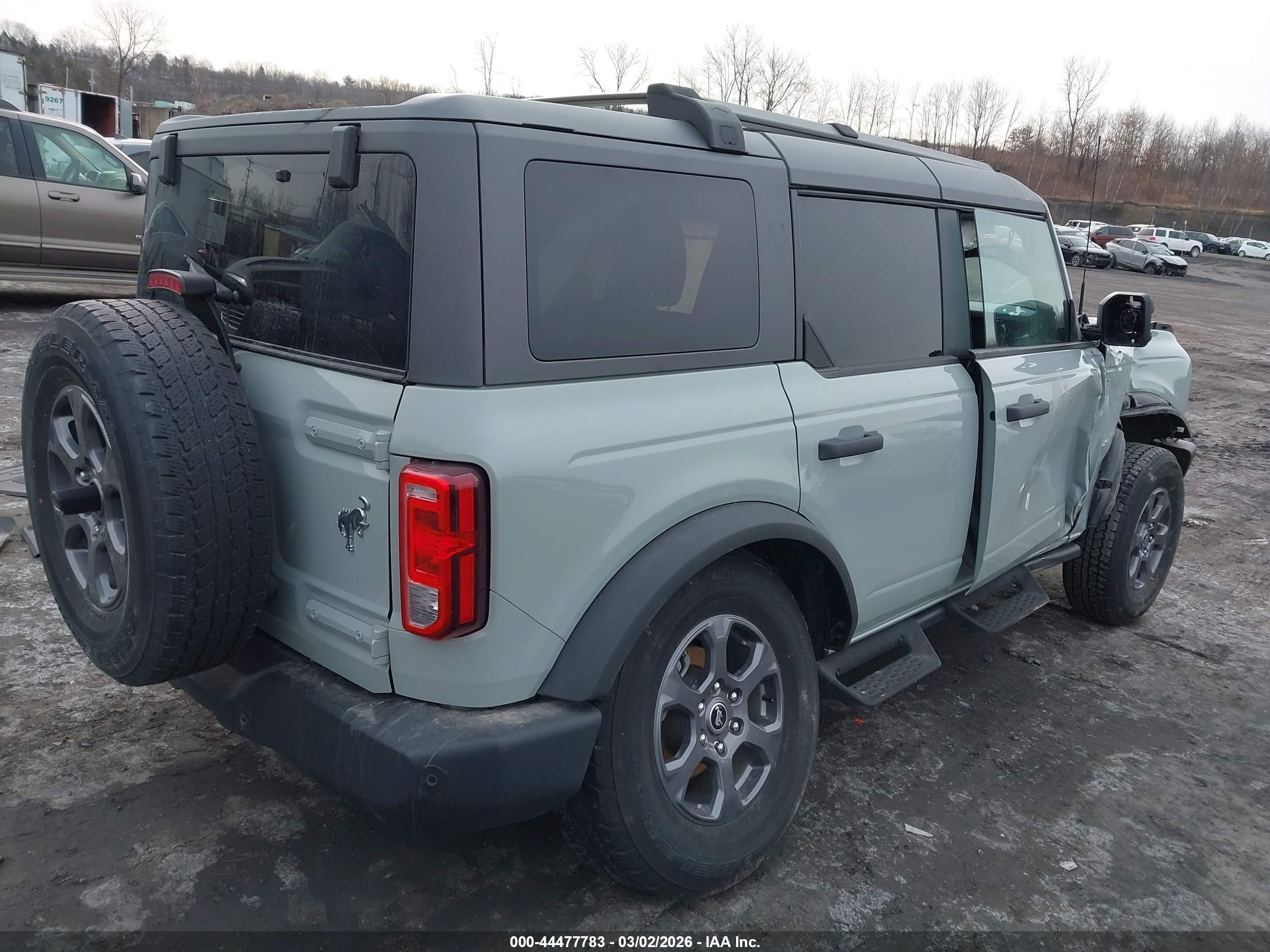 FORD BRONCO image 4