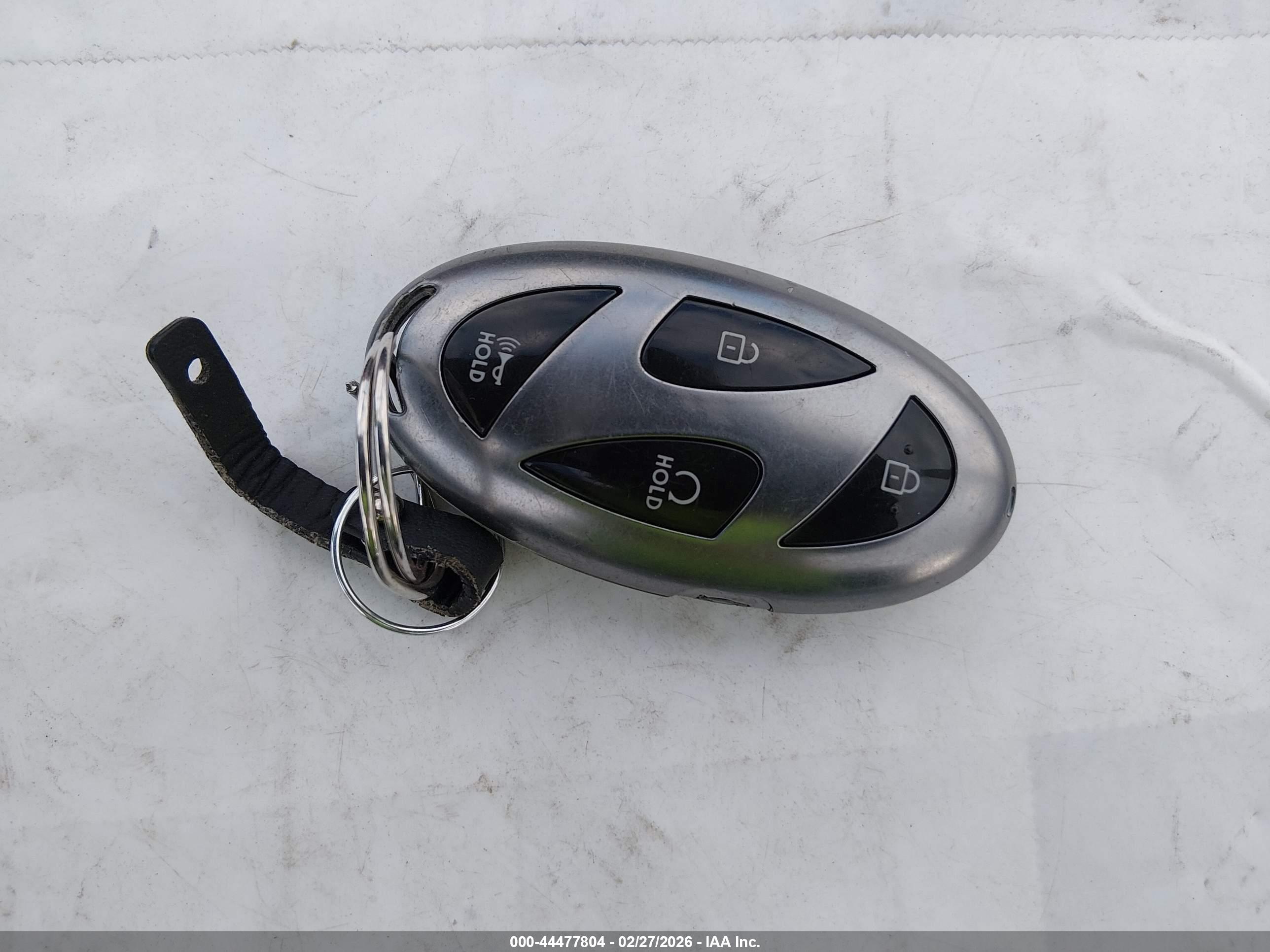 HYUNDAI ELANTRA image 11