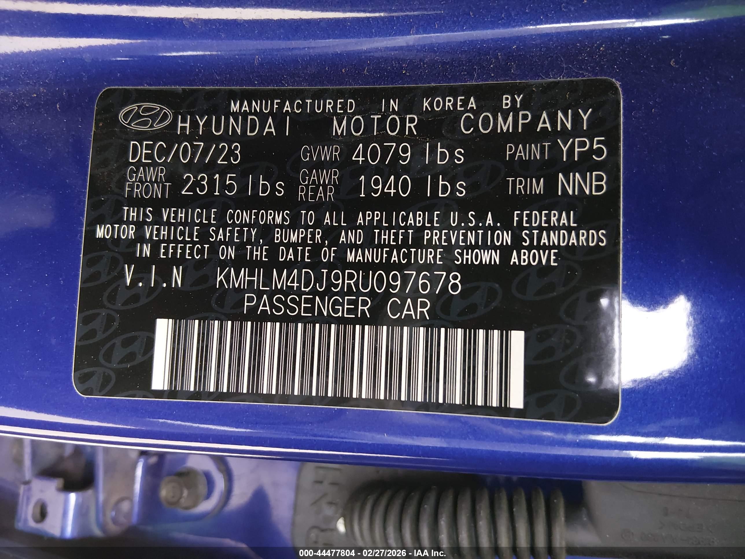 HYUNDAI ELANTRA image 9
