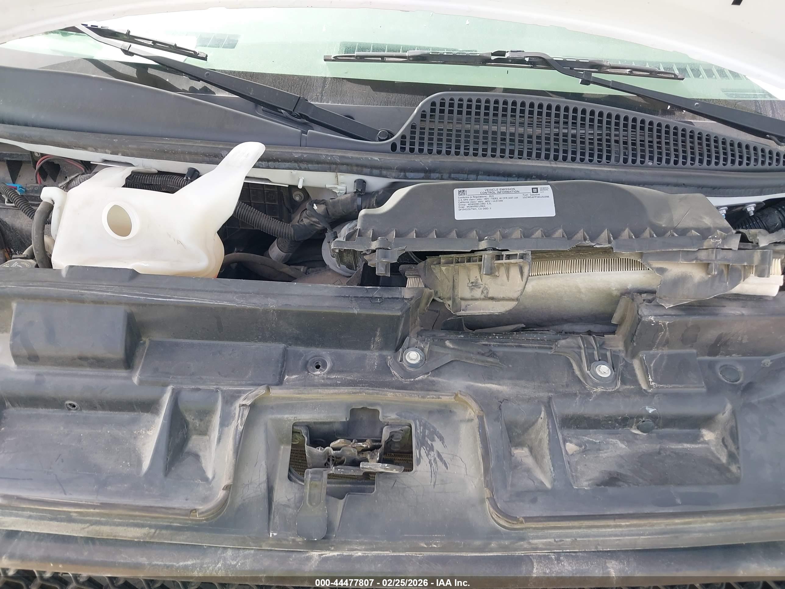 CHEVROLET EXPRESS image 10