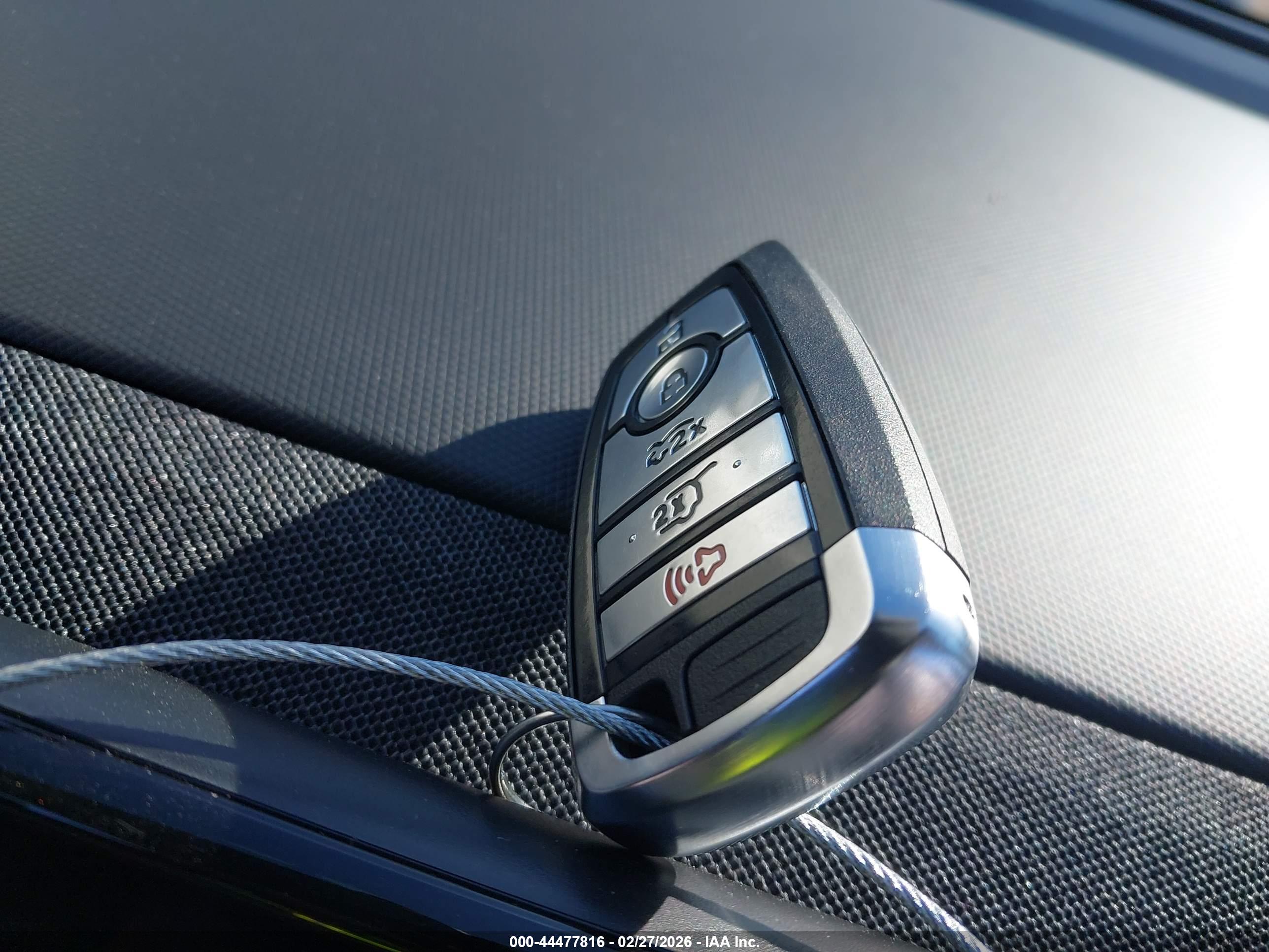FORD MUSTANG image 11