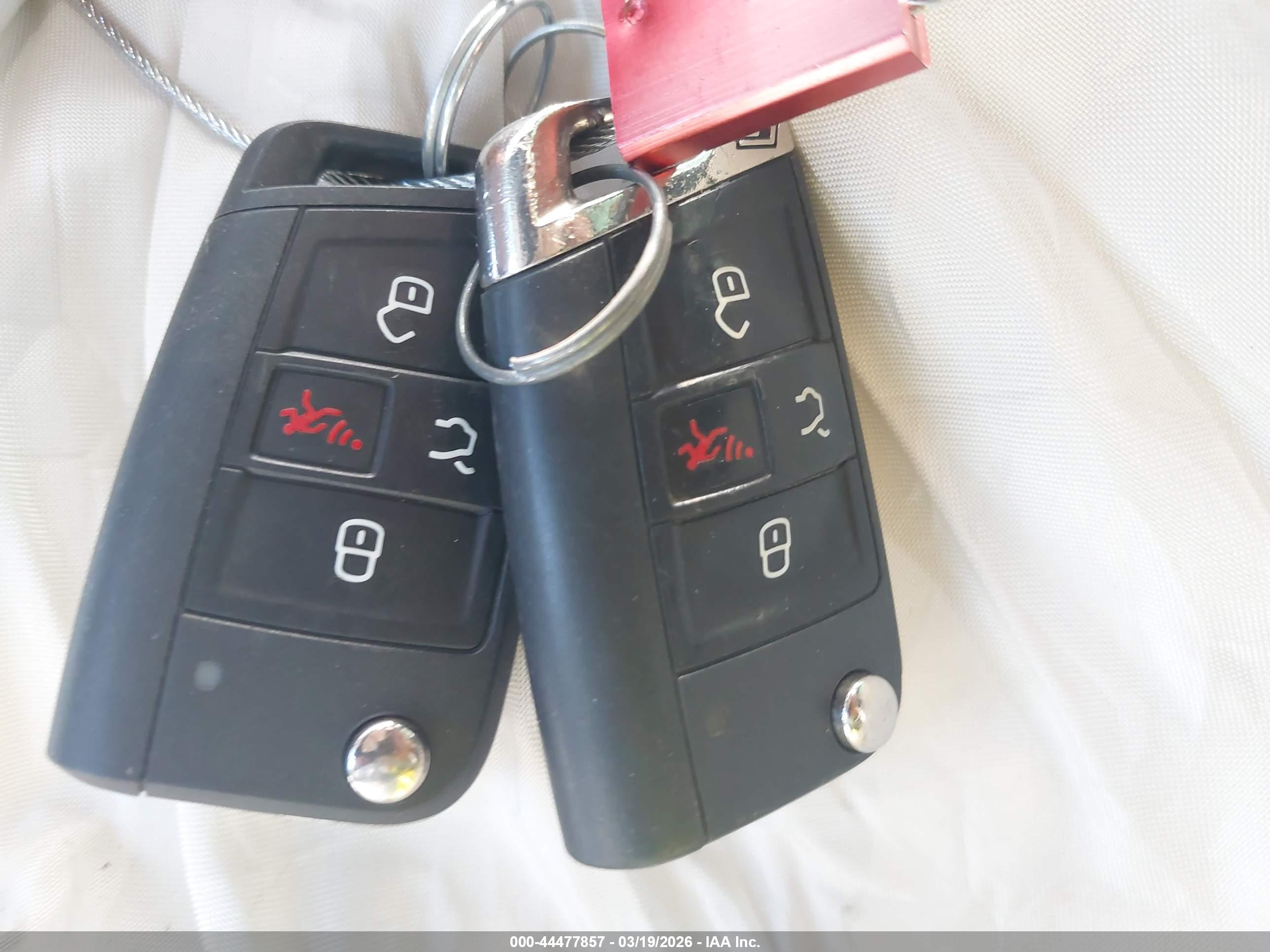 VOLKSWAGEN GOLF image 11