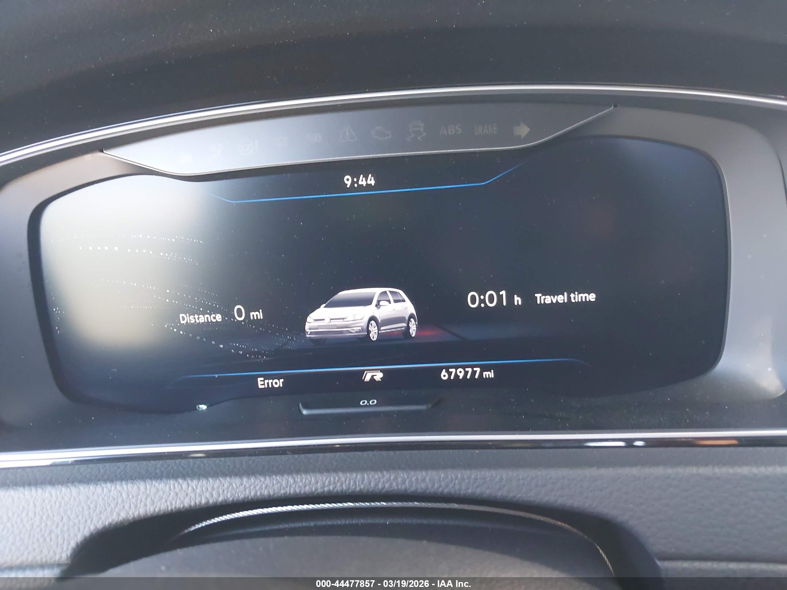 VOLKSWAGEN GOLF image 7