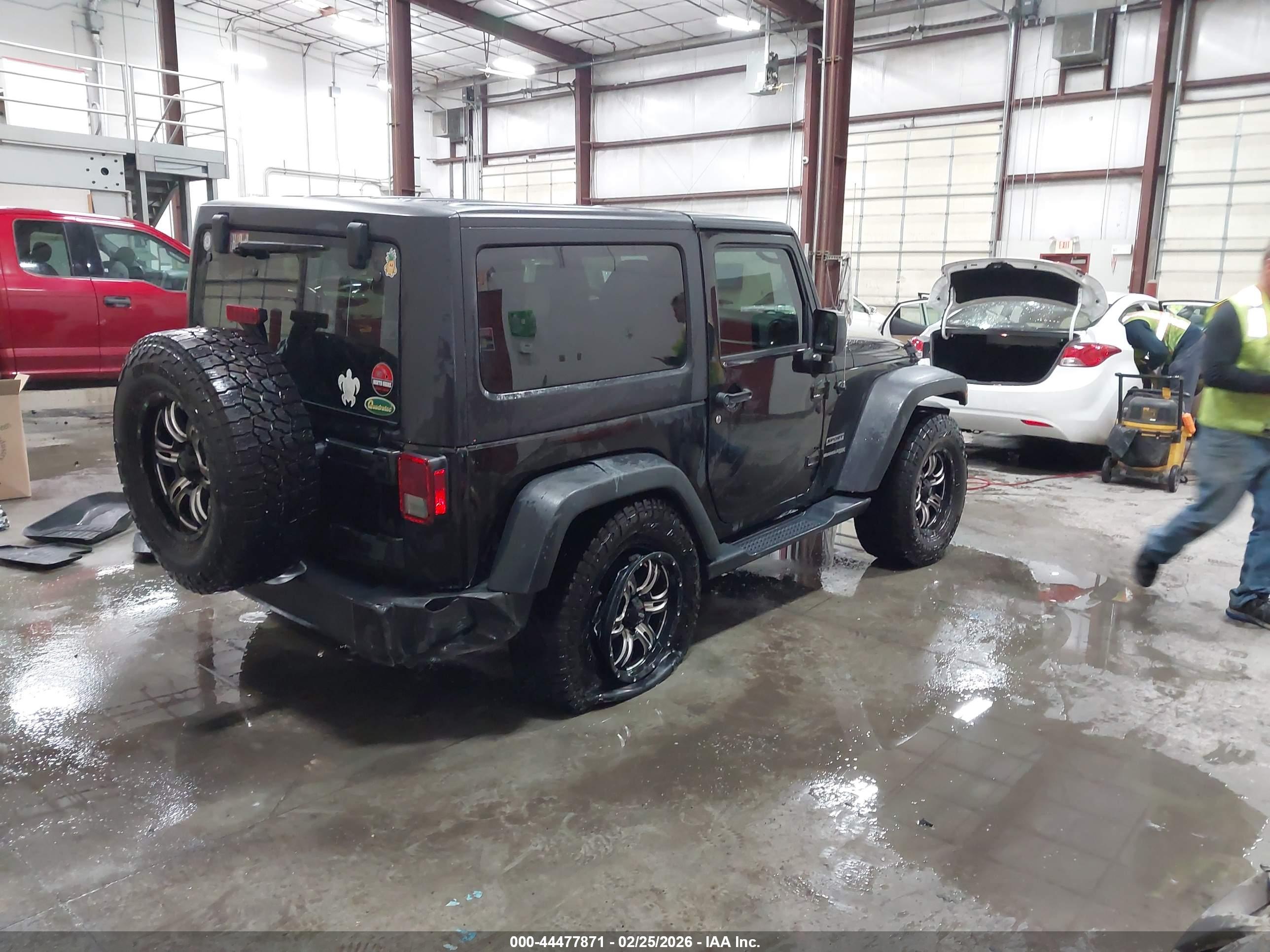 JEEP WRANGLER image 4