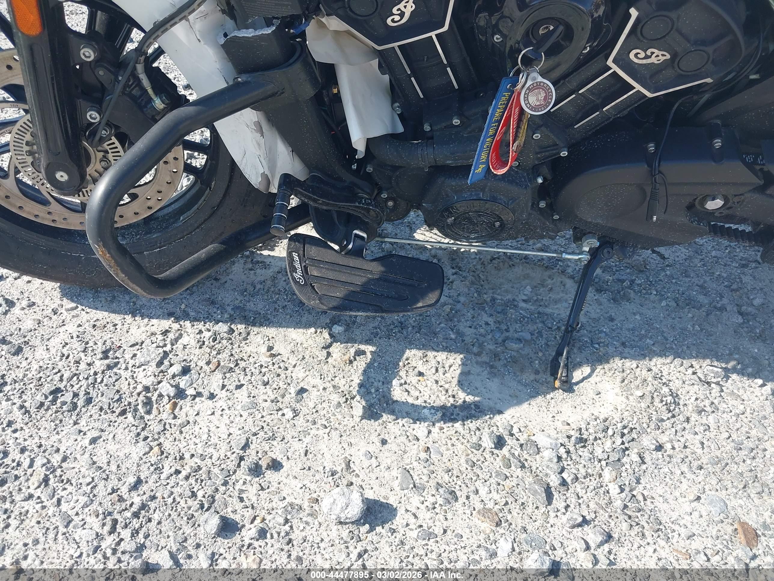 INDIAN MOTORCYCLE image 9
