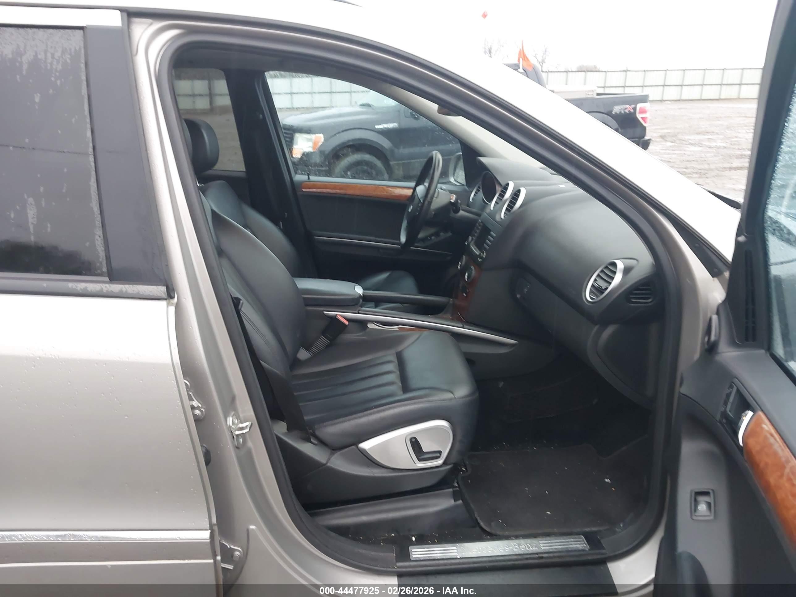MERCEDES-BENZ ML image 5