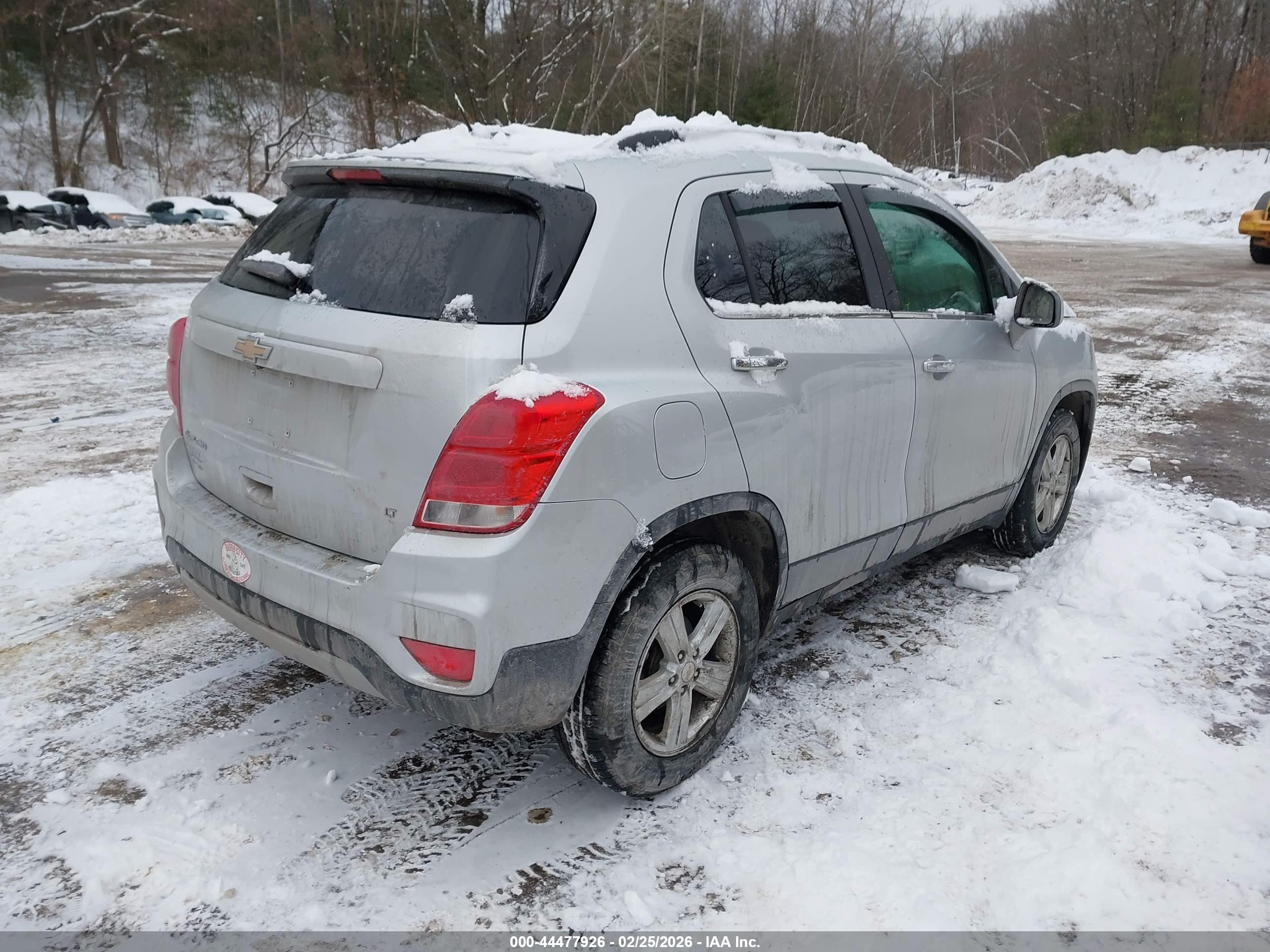 CHEVROLET TRAX image 4